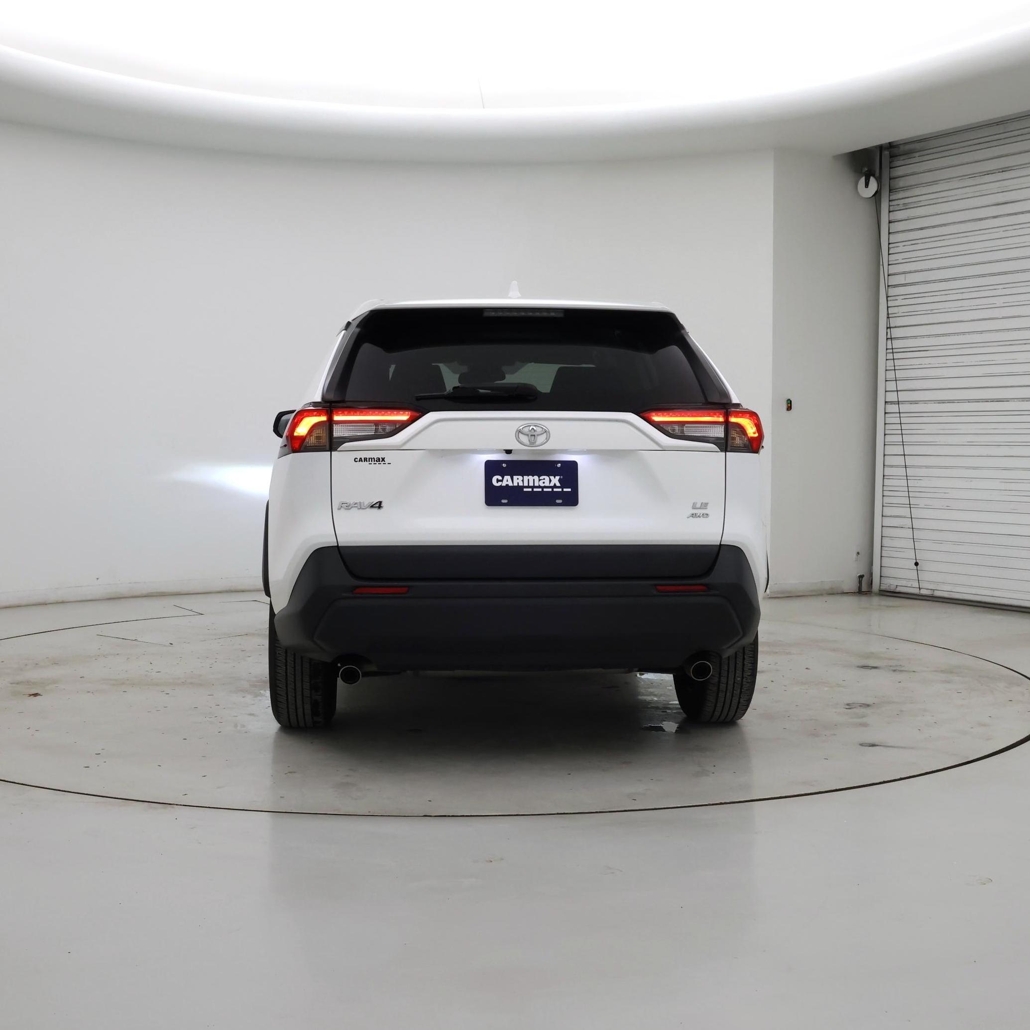 Thumbnail: 2022 Toyota RAV4 - 6