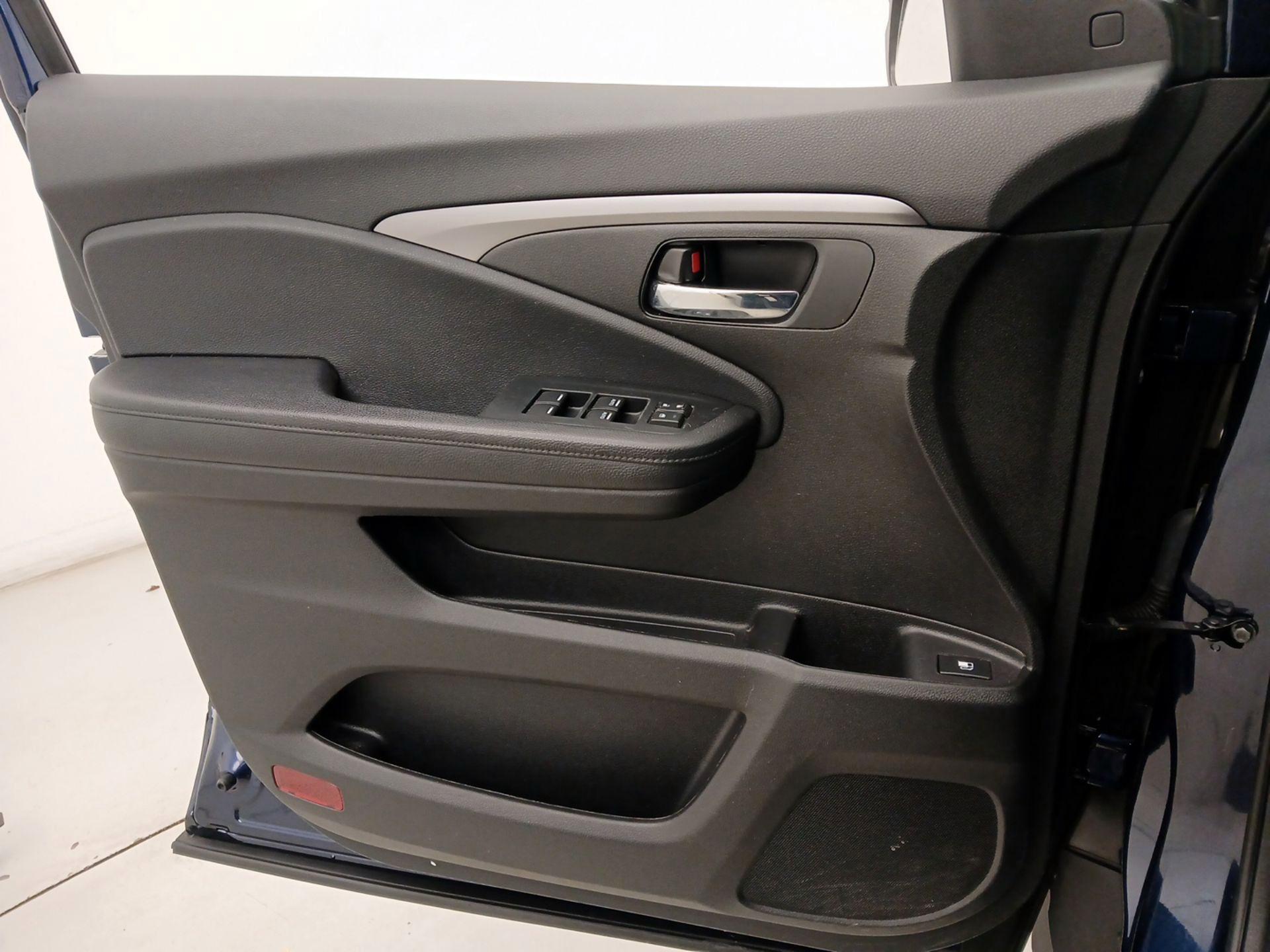 Thumbnail: 2022 Honda Pilot - 12