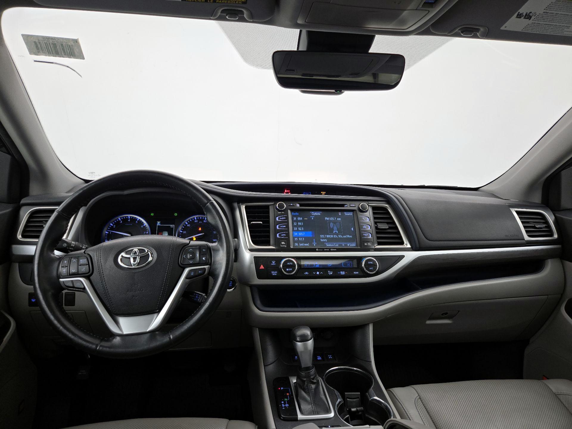 Thumbnail: 2018 Toyota Highlander - 9