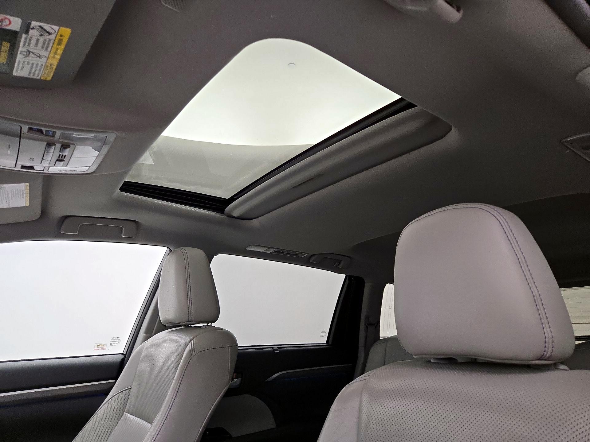 Thumbnail: 2018 Toyota Highlander - 19