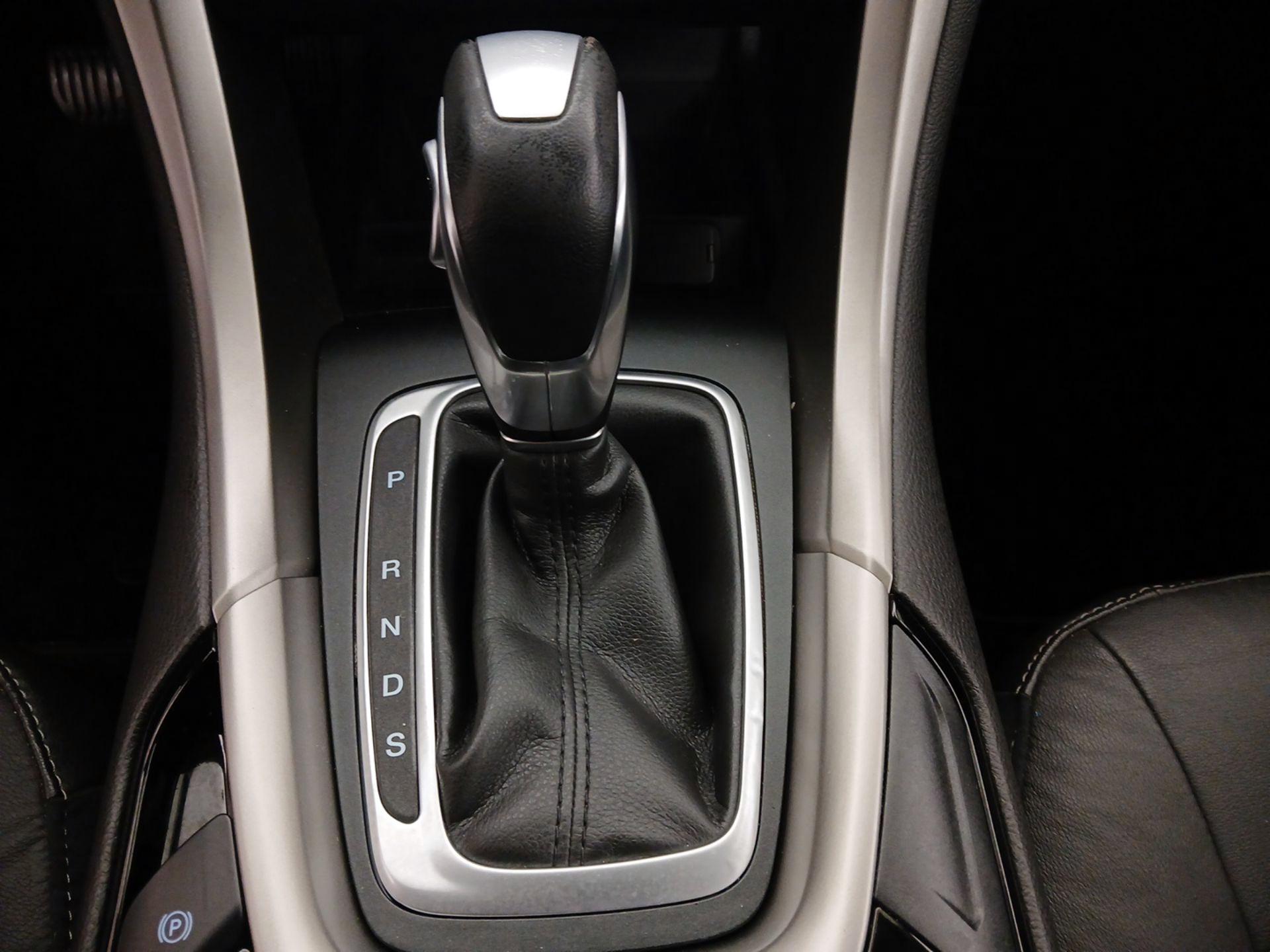 Thumbnail: 2015 Ford Fusion - 18