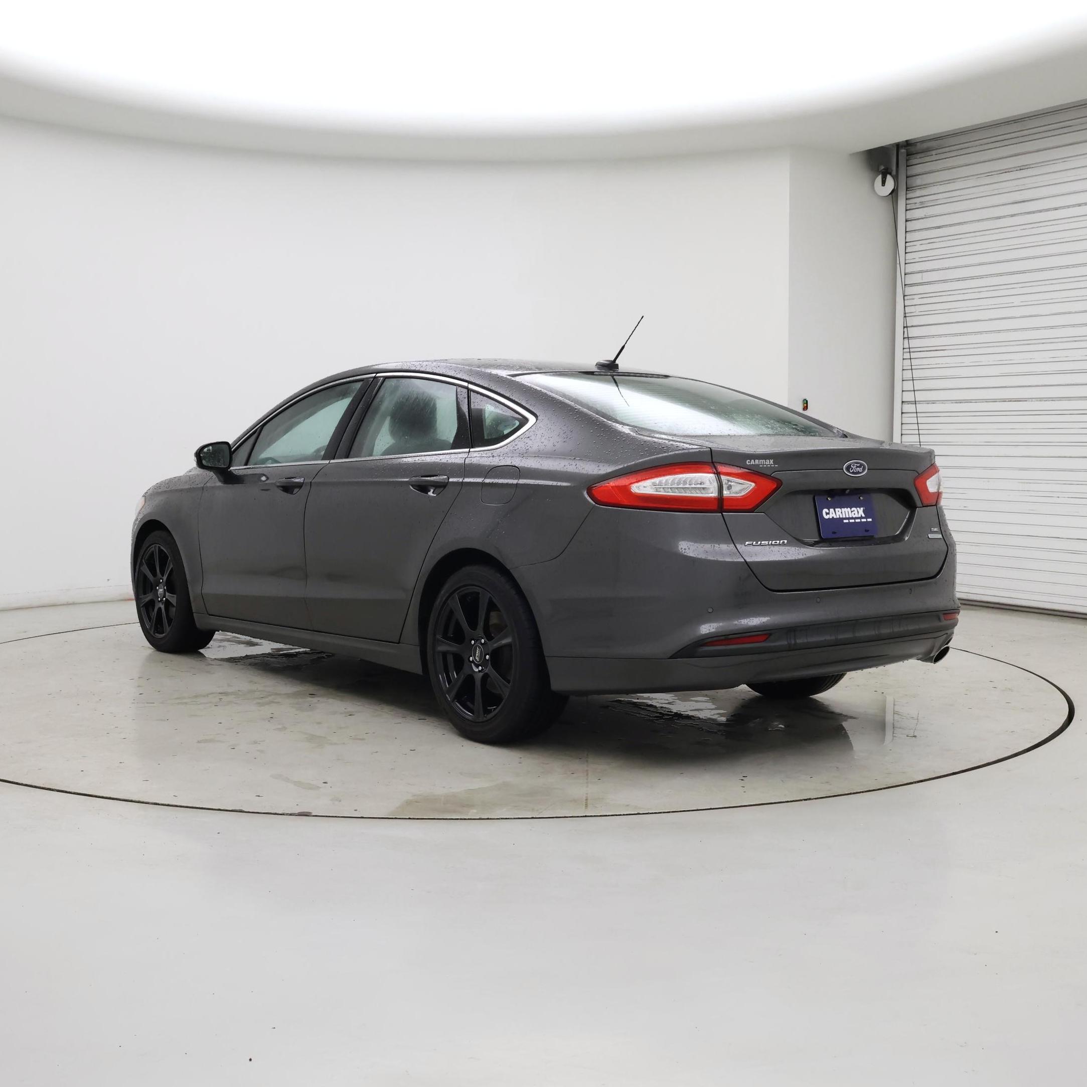 Thumbnail: 2015 Ford Fusion - 2