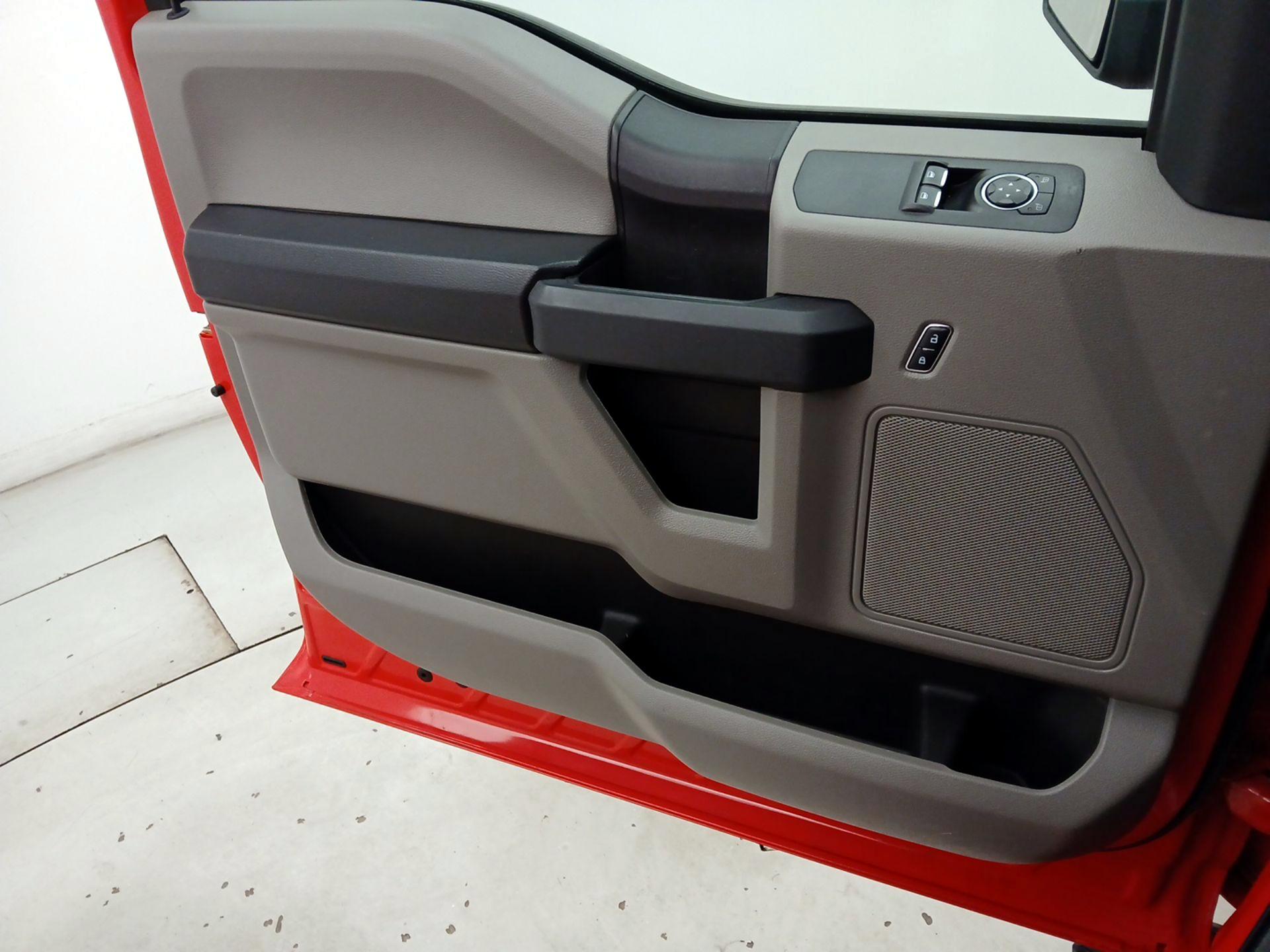 Thumbnail: 2018 Ford F-150 - 12