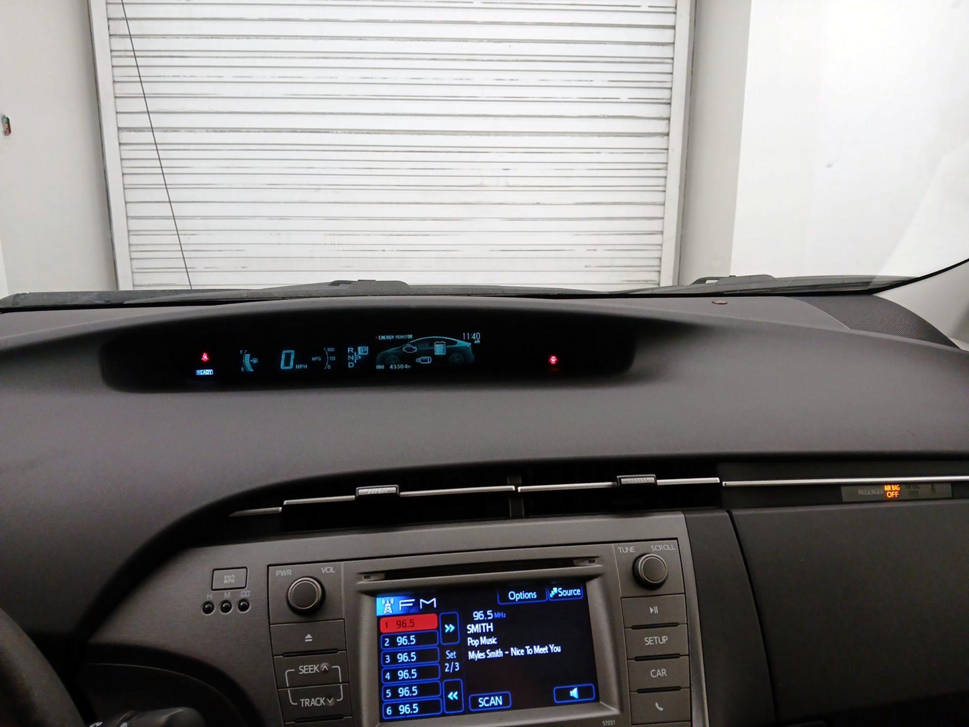 Thumbnail: 2014 Toyota Prius - 9