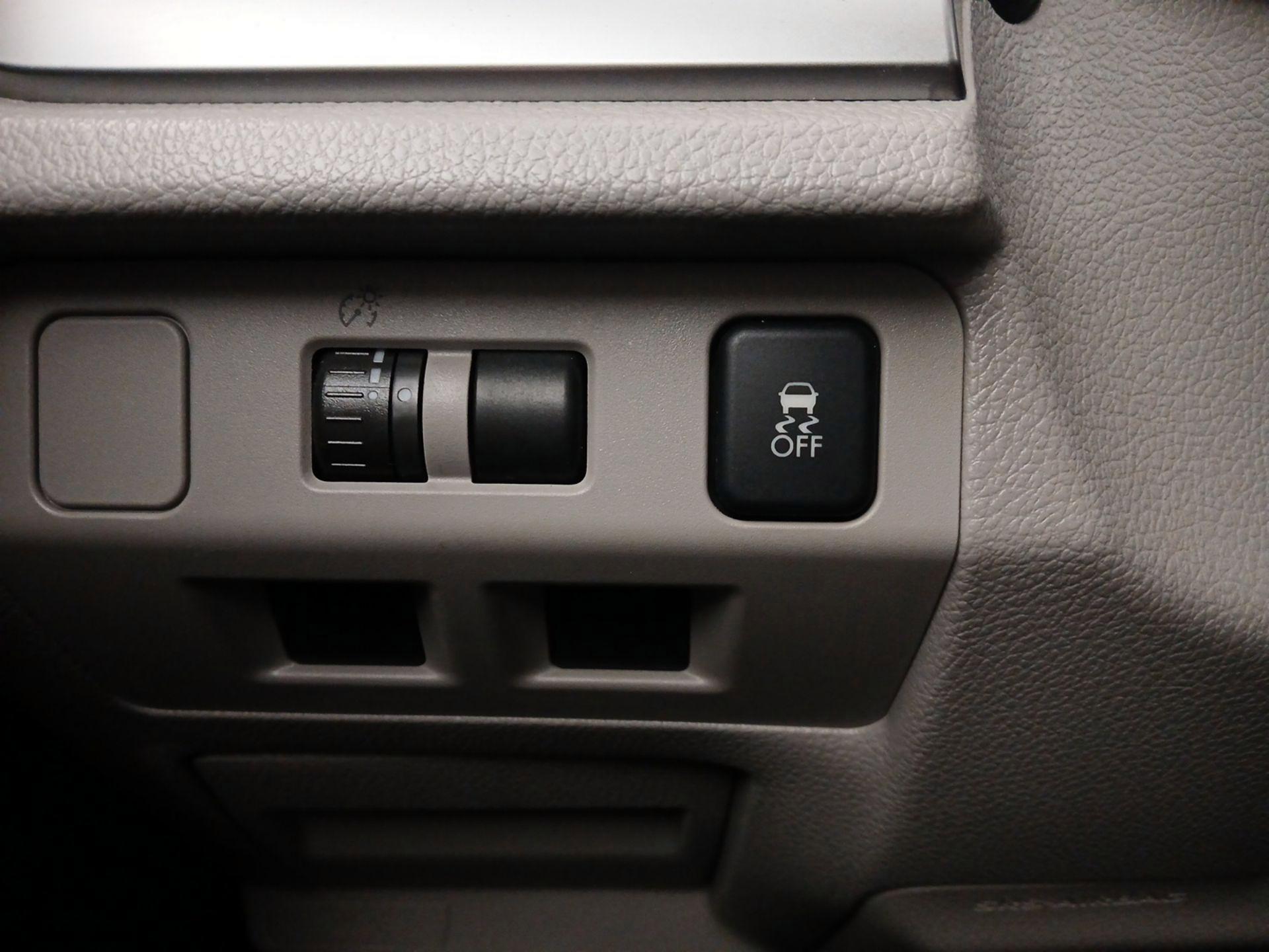 Thumbnail: 2015 Subaru Forester - 13