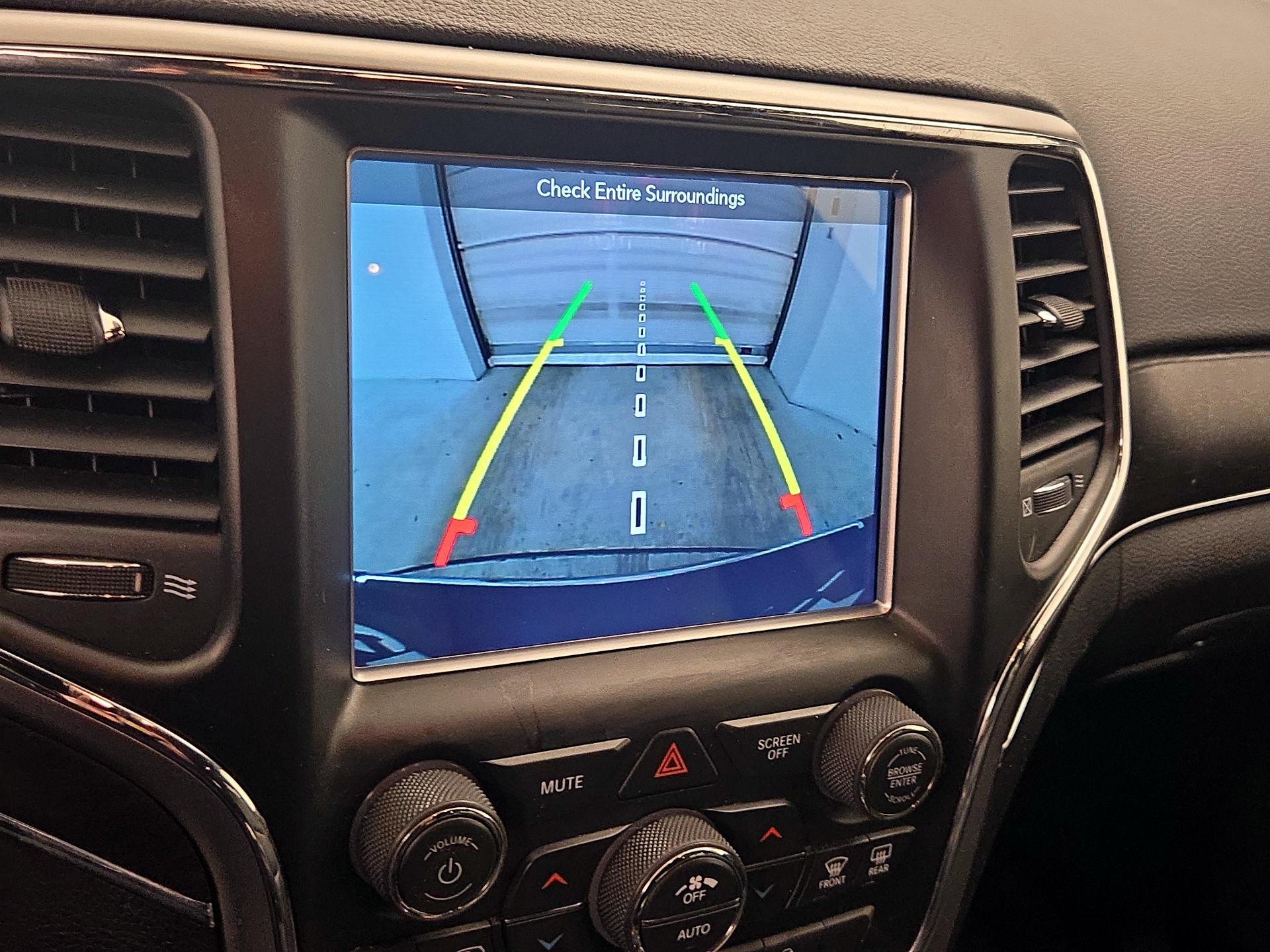 Thumbnail: 2018 Jeep Grand Cherokee - 15