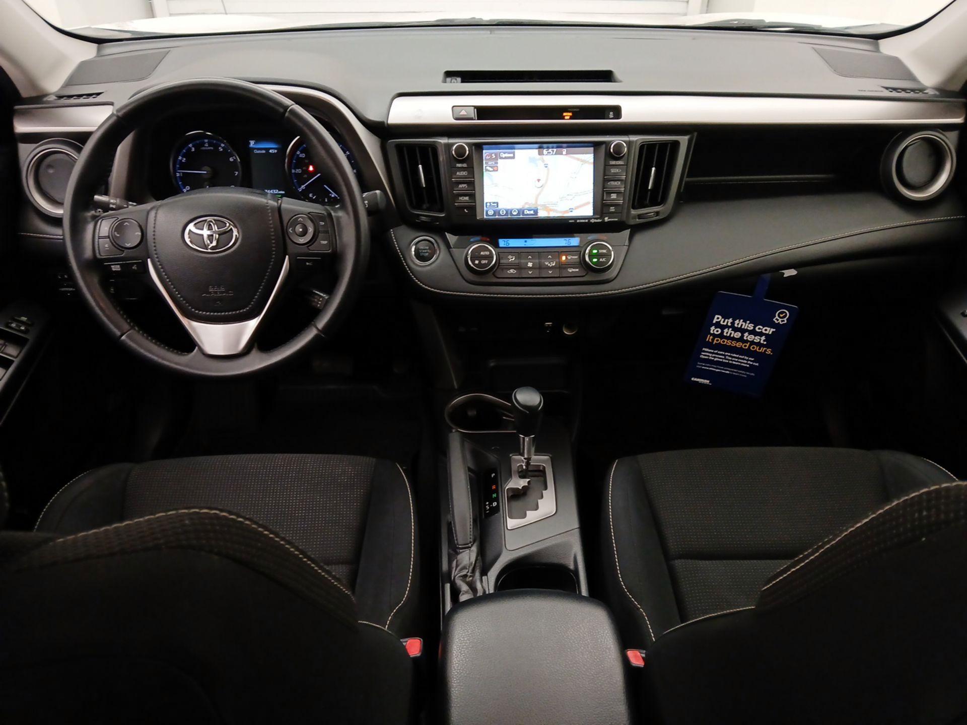Thumbnail: 2016 Toyota RAV4 - 9