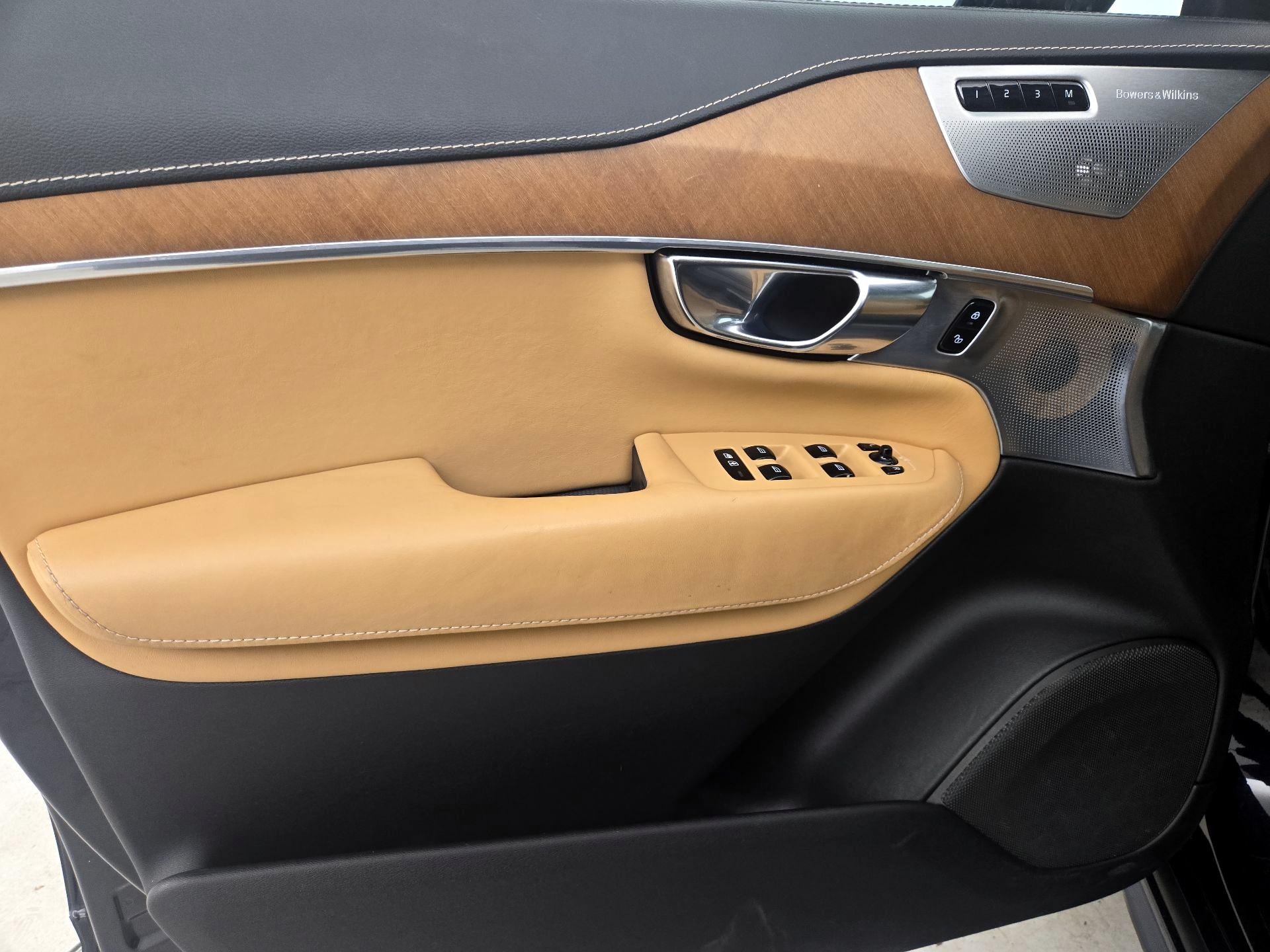 Thumbnail: 2019 Volvo XC90 - 12