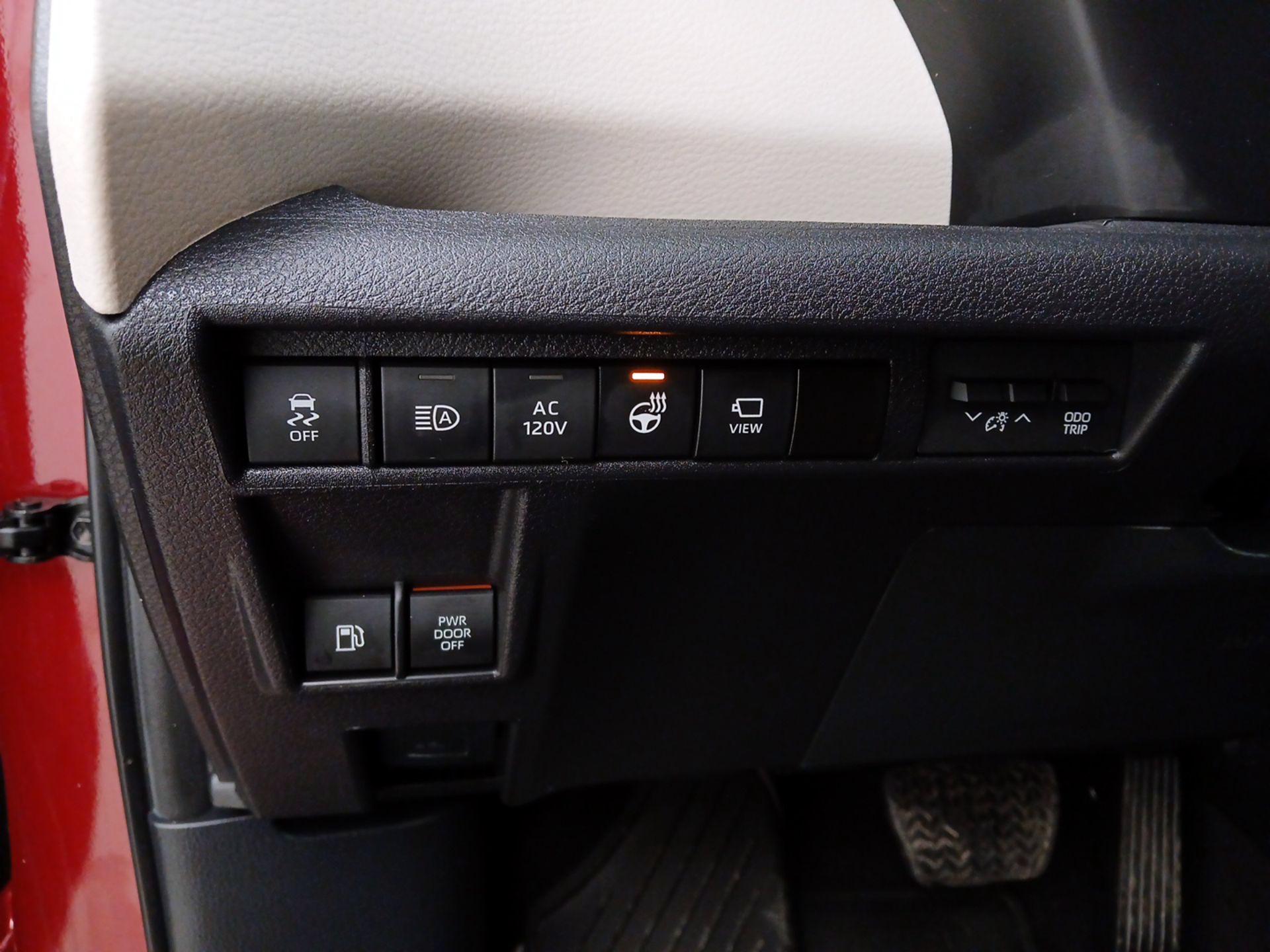 Thumbnail: 2024 Toyota Sienna - 13