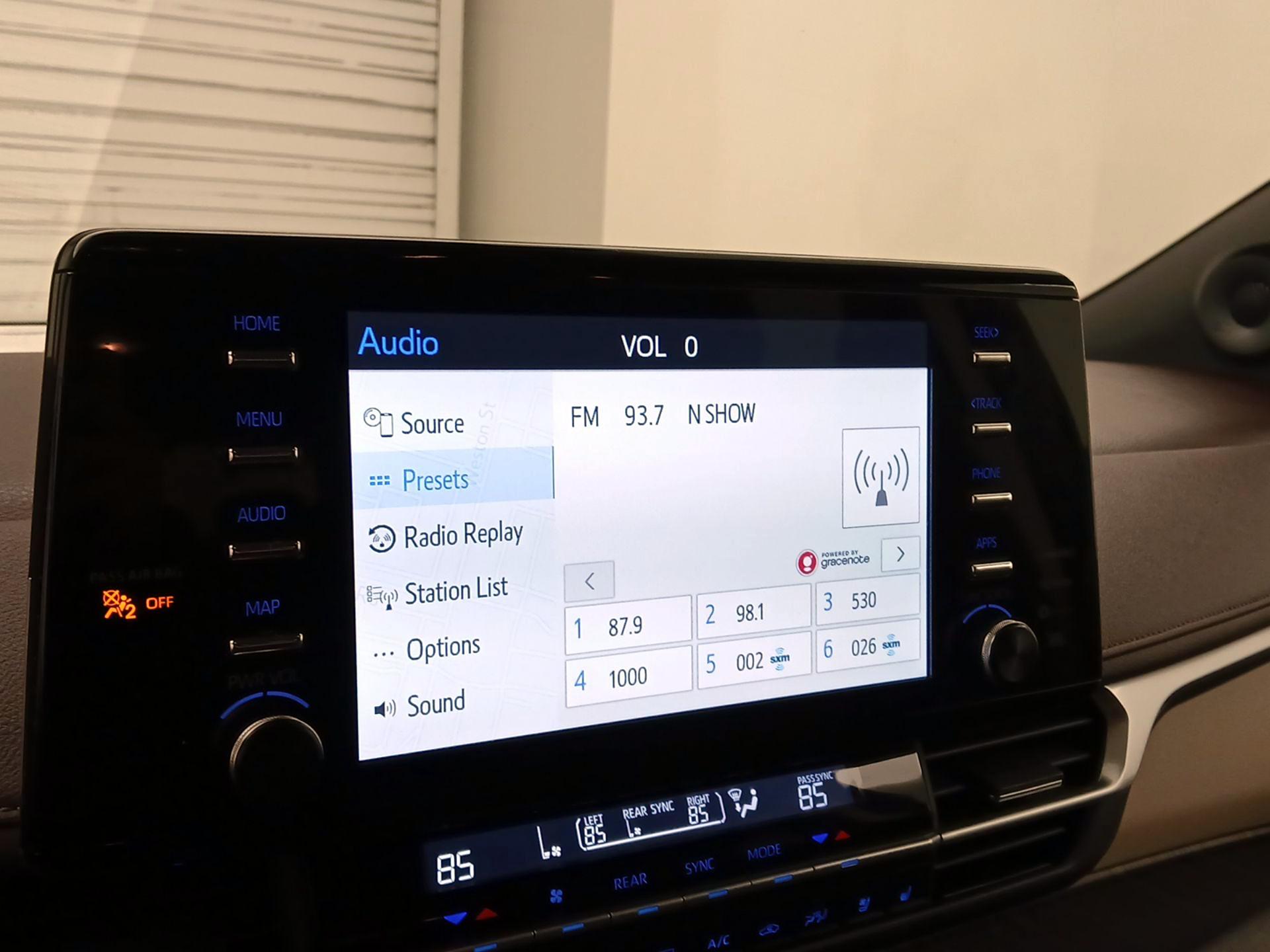 Thumbnail: 2024 Toyota Sienna - 16