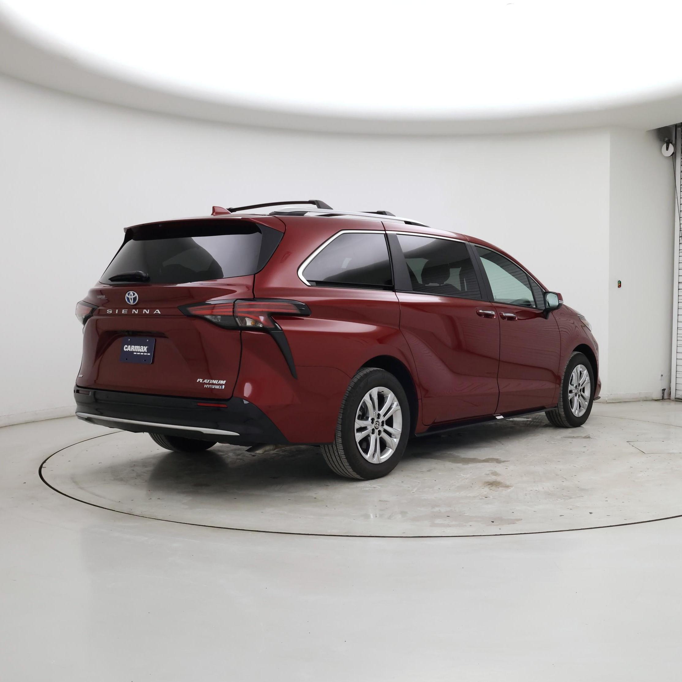 Thumbnail: 2024 Toyota Sienna - 8