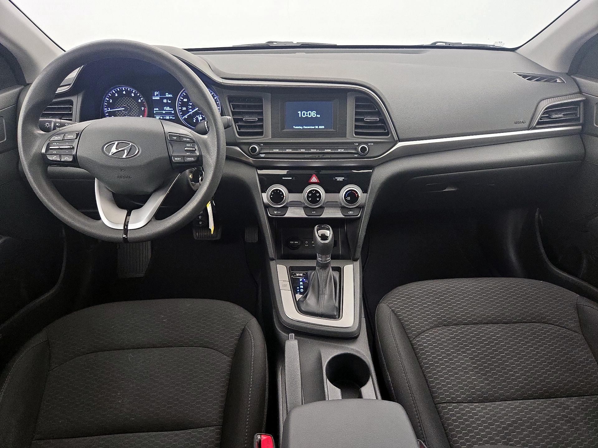 Thumbnail: 2019 Hyundai Elantra - 9