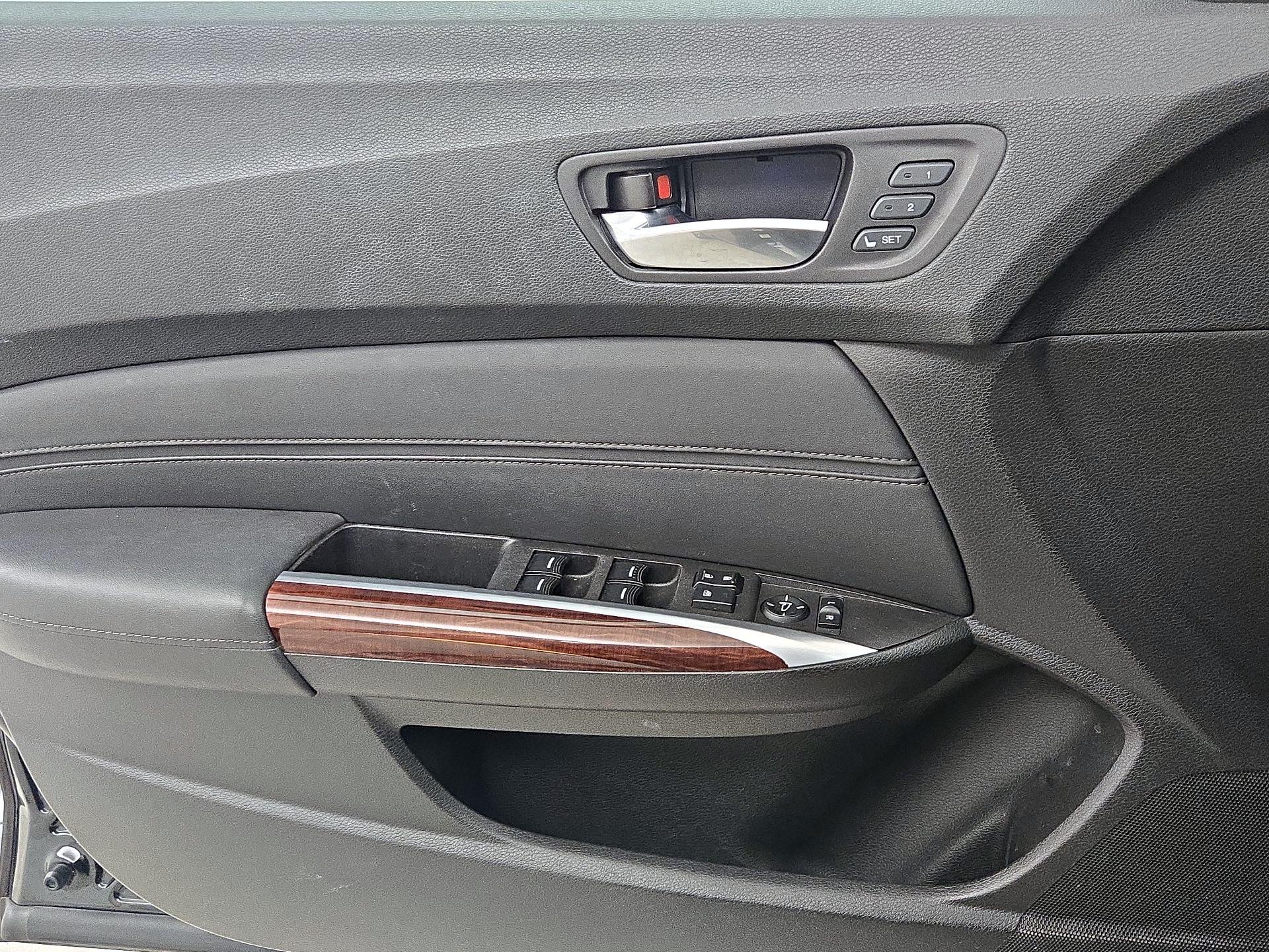 Thumbnail: 2016 Acura TLX - 12