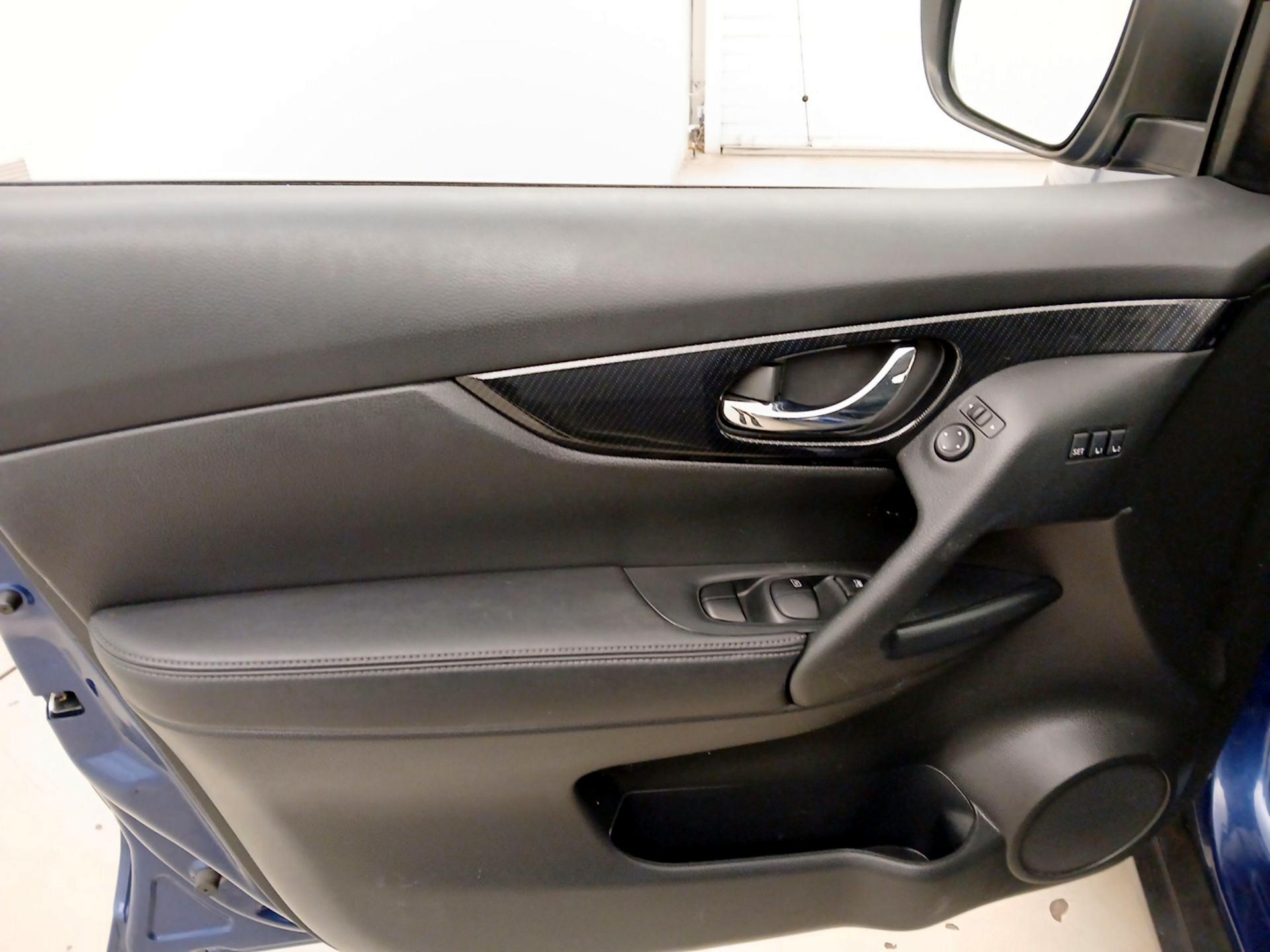 Thumbnail: 2020 Nissan Rogue - 12