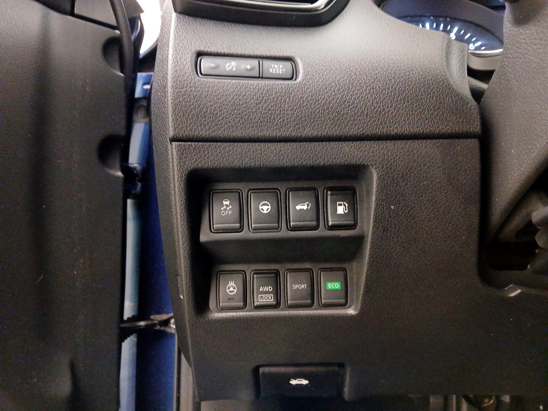 Thumbnail: 2020 Nissan Rogue - 13