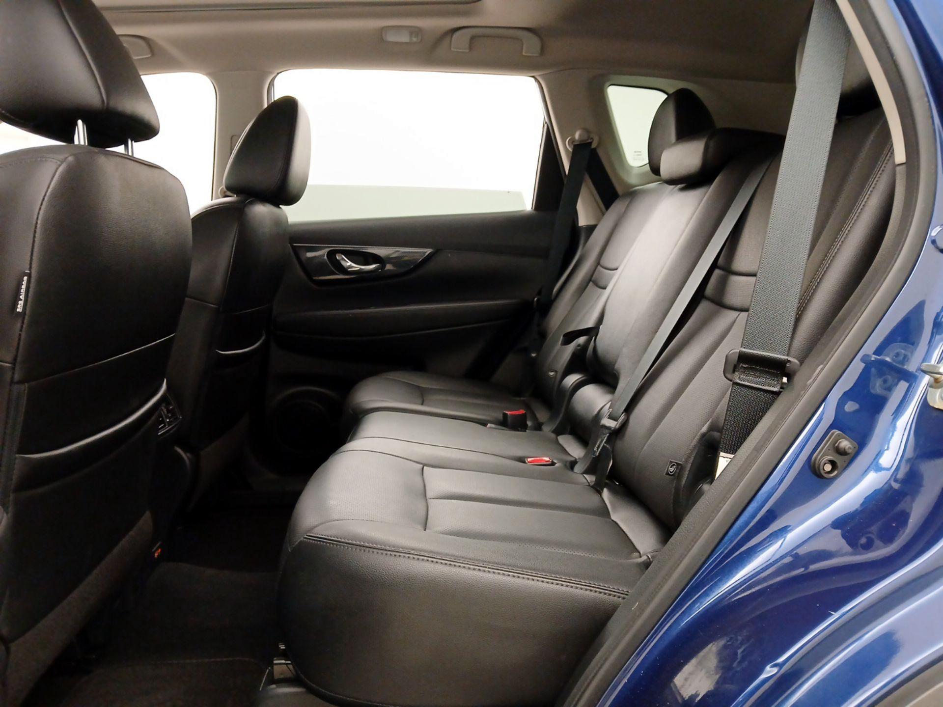 Thumbnail: 2020 Nissan Rogue - 19