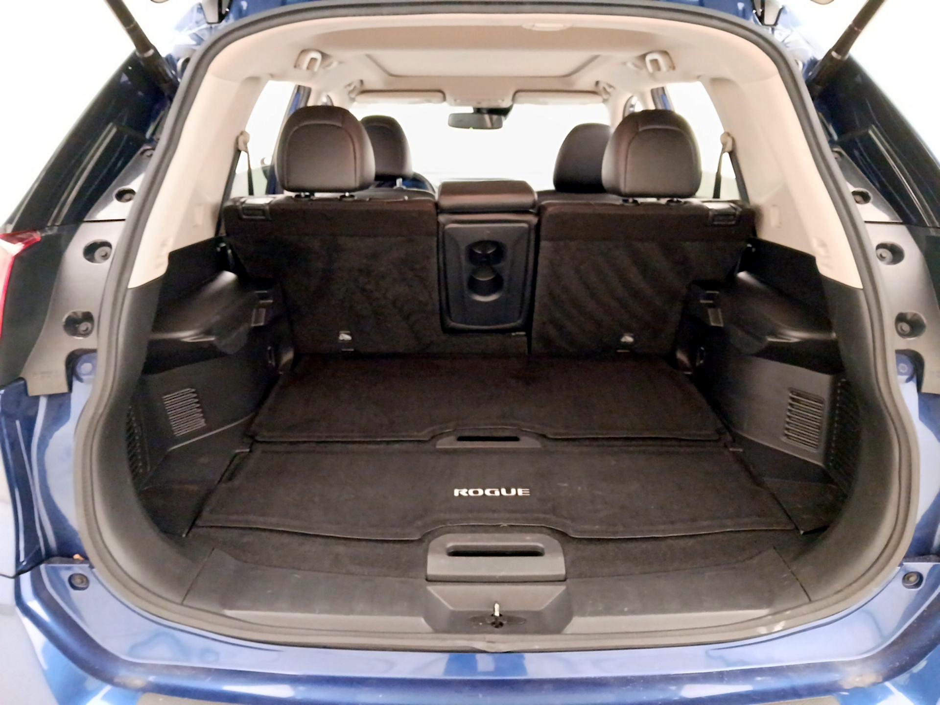 Thumbnail: 2020 Nissan Rogue - 20