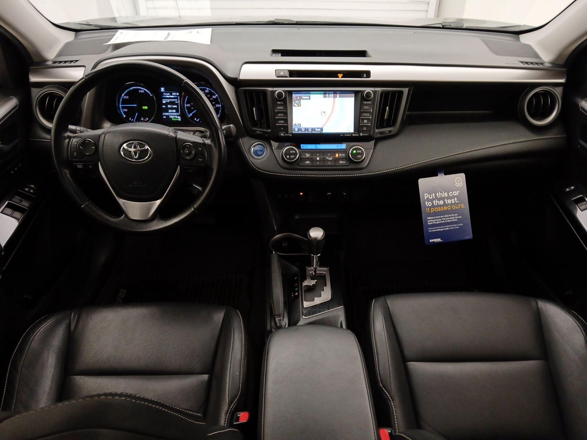 Thumbnail: 2016 Toyota RAV4 - 9