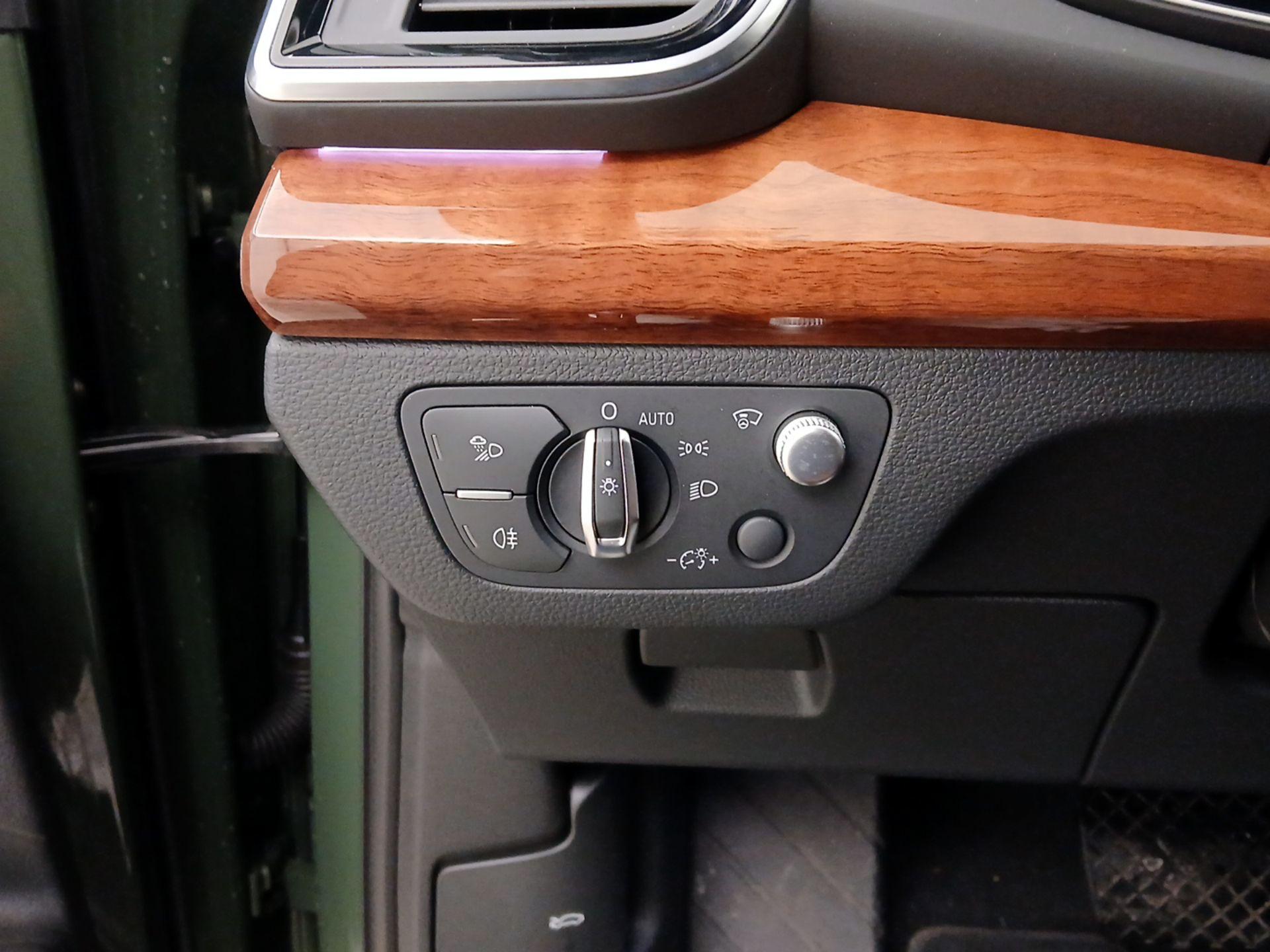 Thumbnail: 2023 Audi Q5 - 13