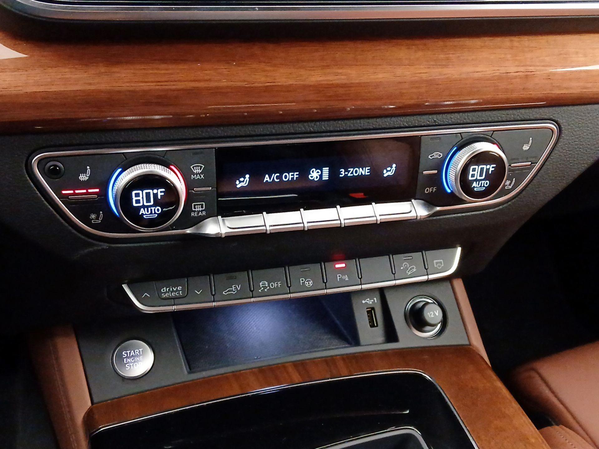 Thumbnail: 2023 Audi Q5 - 17