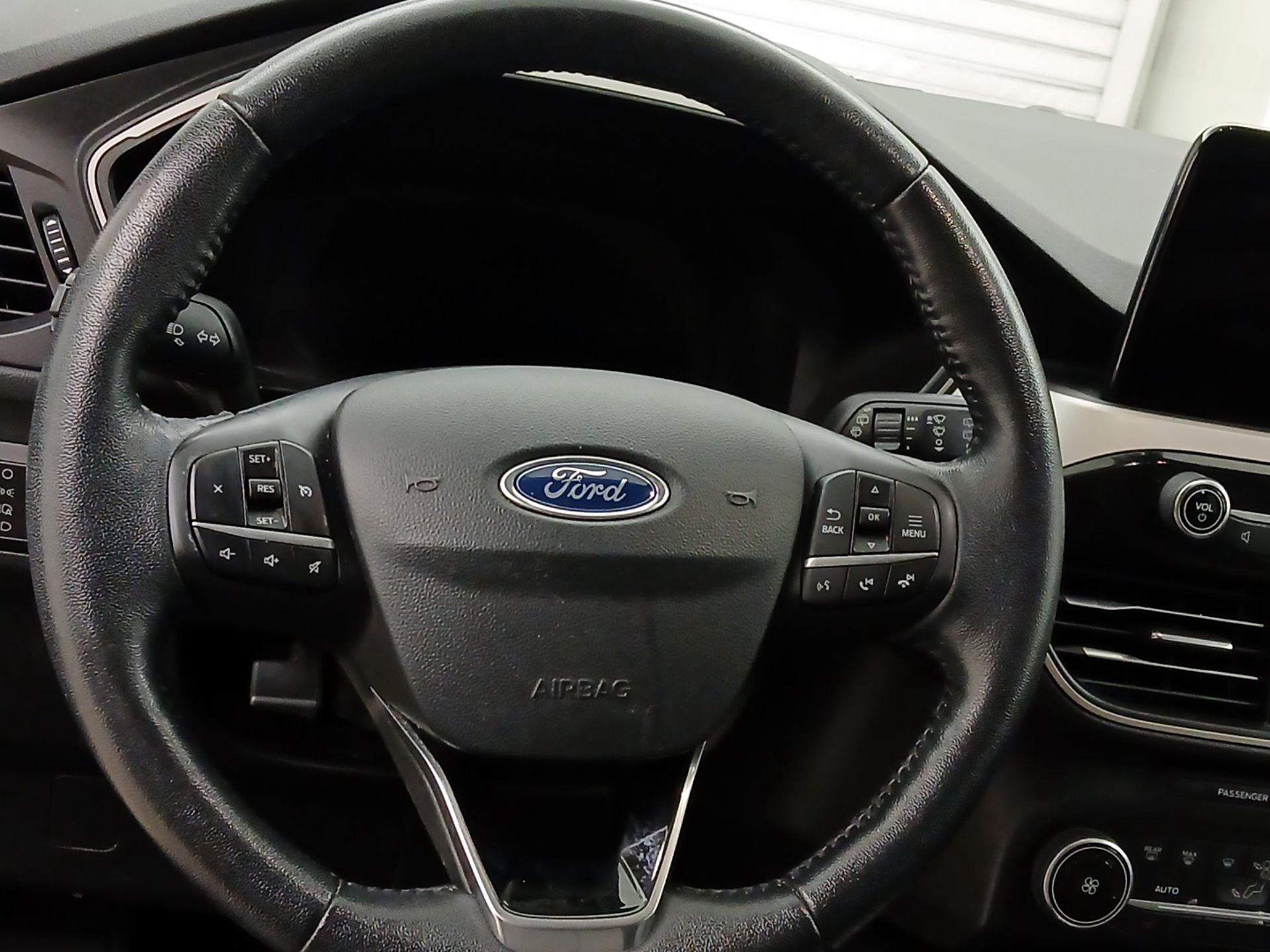 Thumbnail: 2020 Ford Escape - 10