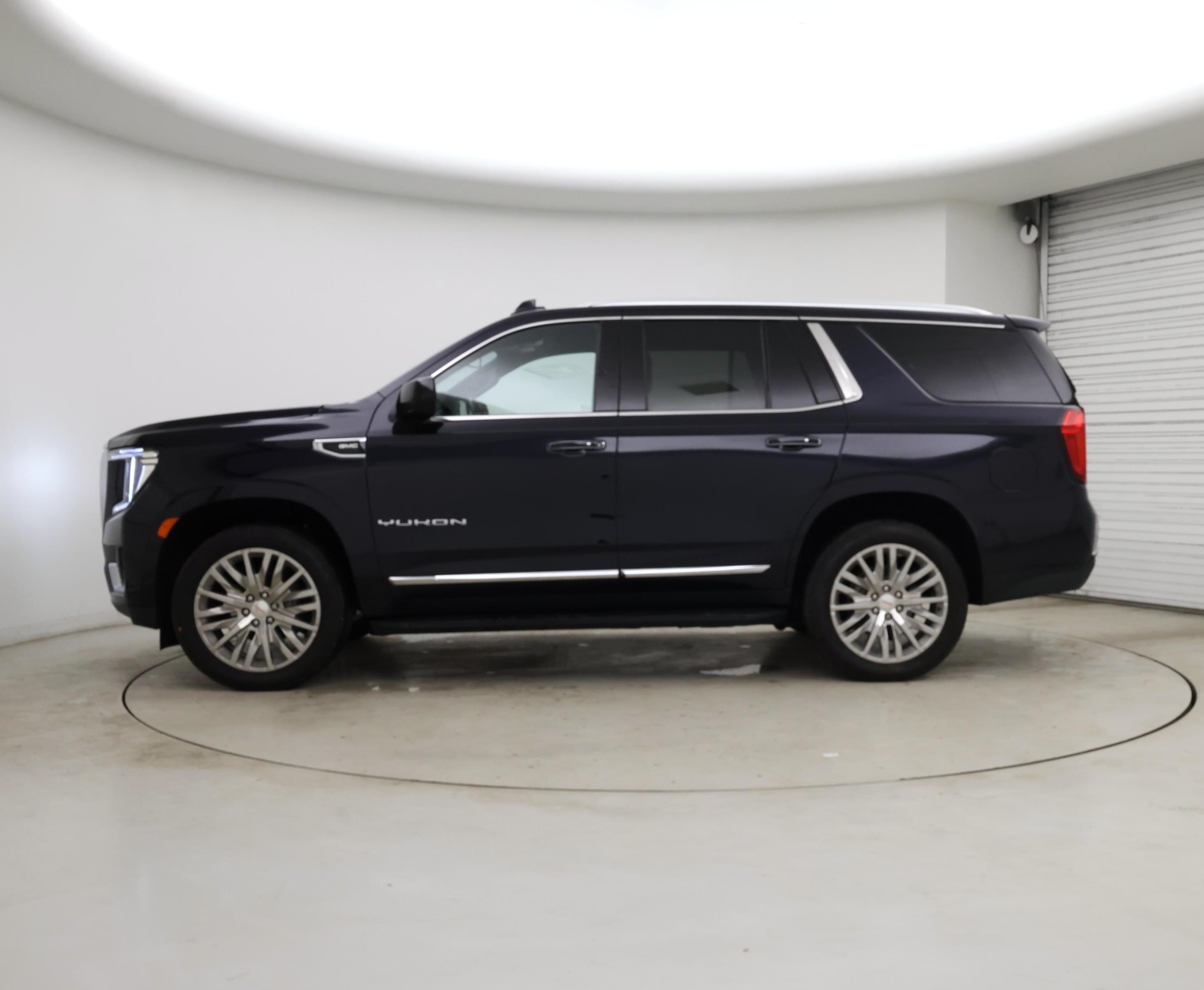 Thumbnail: 2023 GMC Yukon - 3