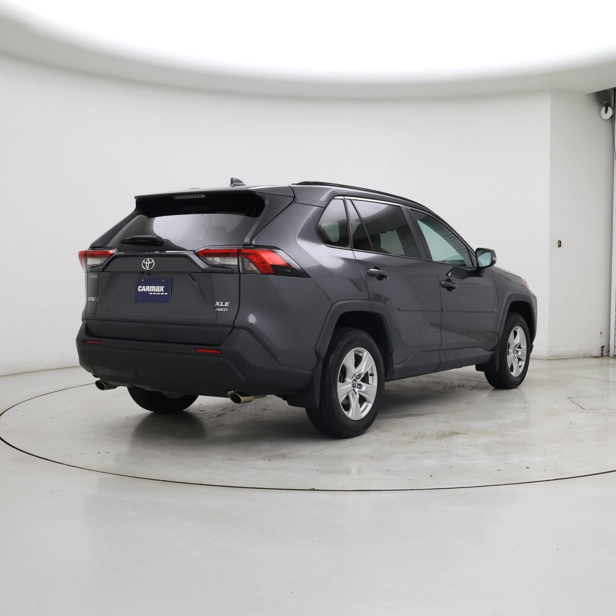 Thumbnail: 2020 Toyota RAV4 - 8