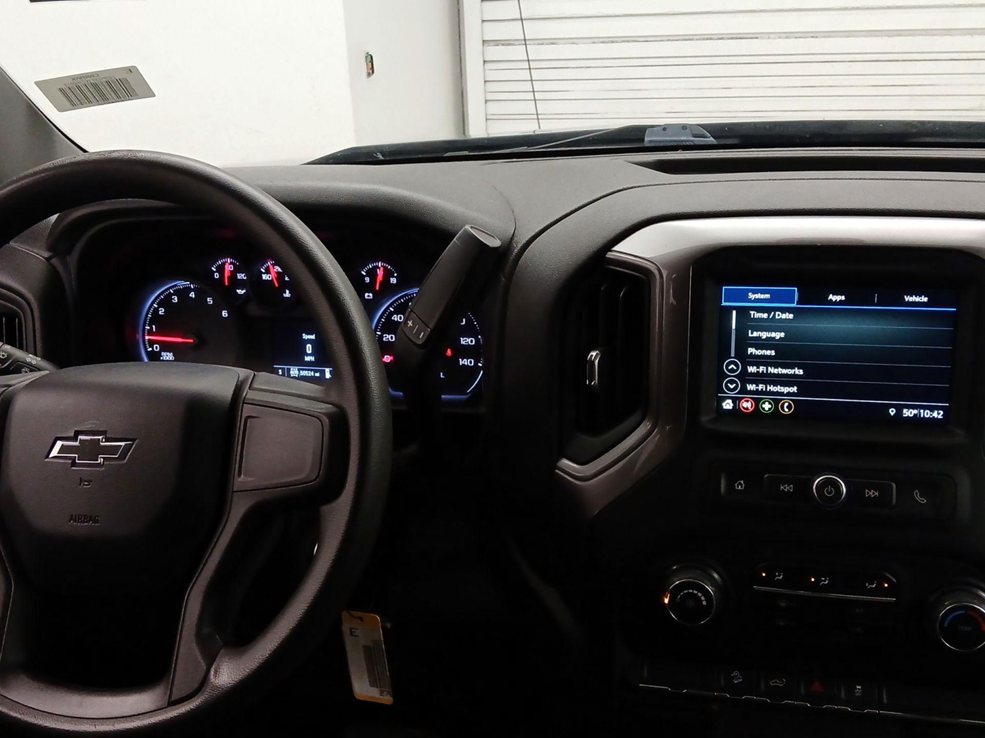 Thumbnail: 2019 Chevrolet Silverado 1500 - 17