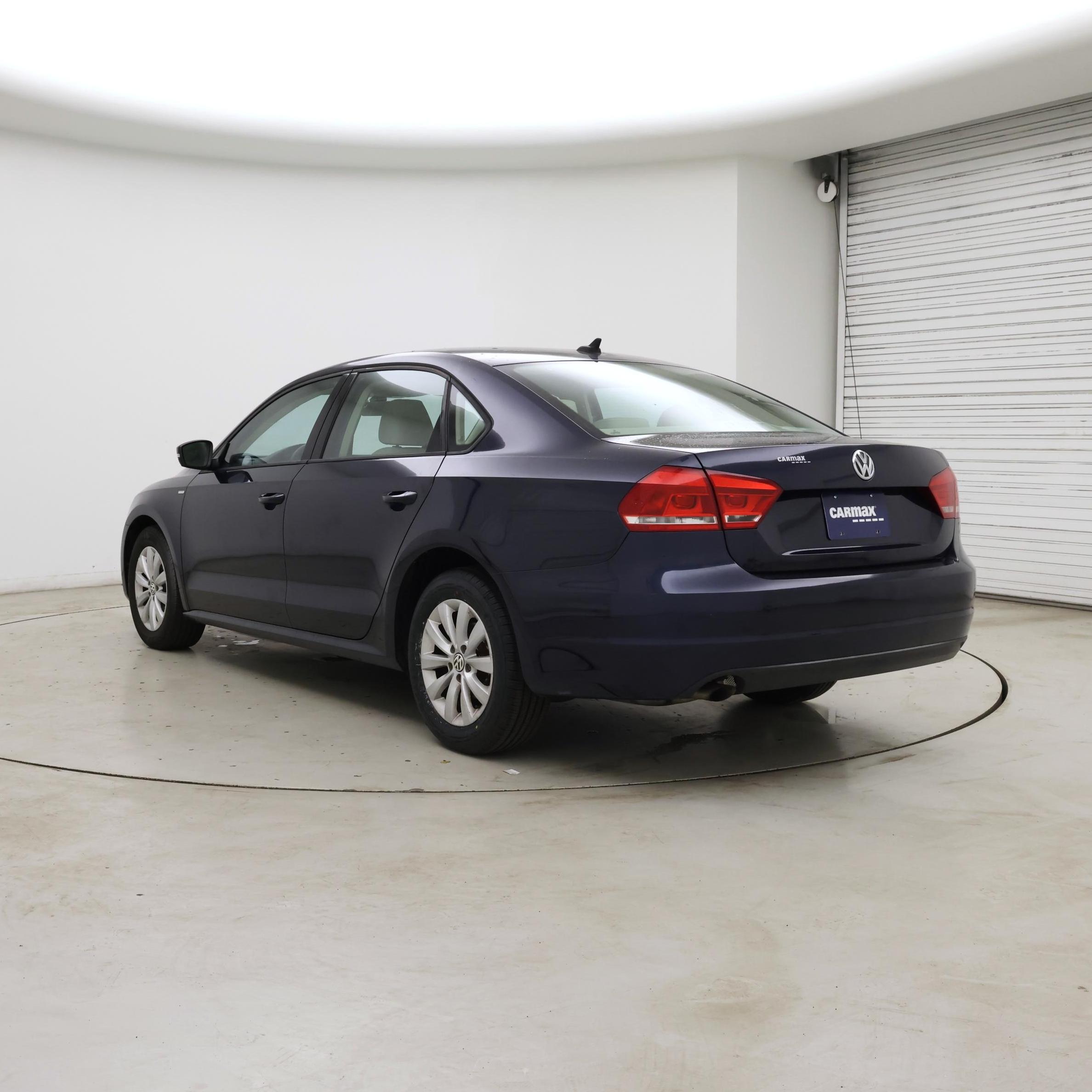 Thumbnail: 2015 Volkswagen Passat - 2