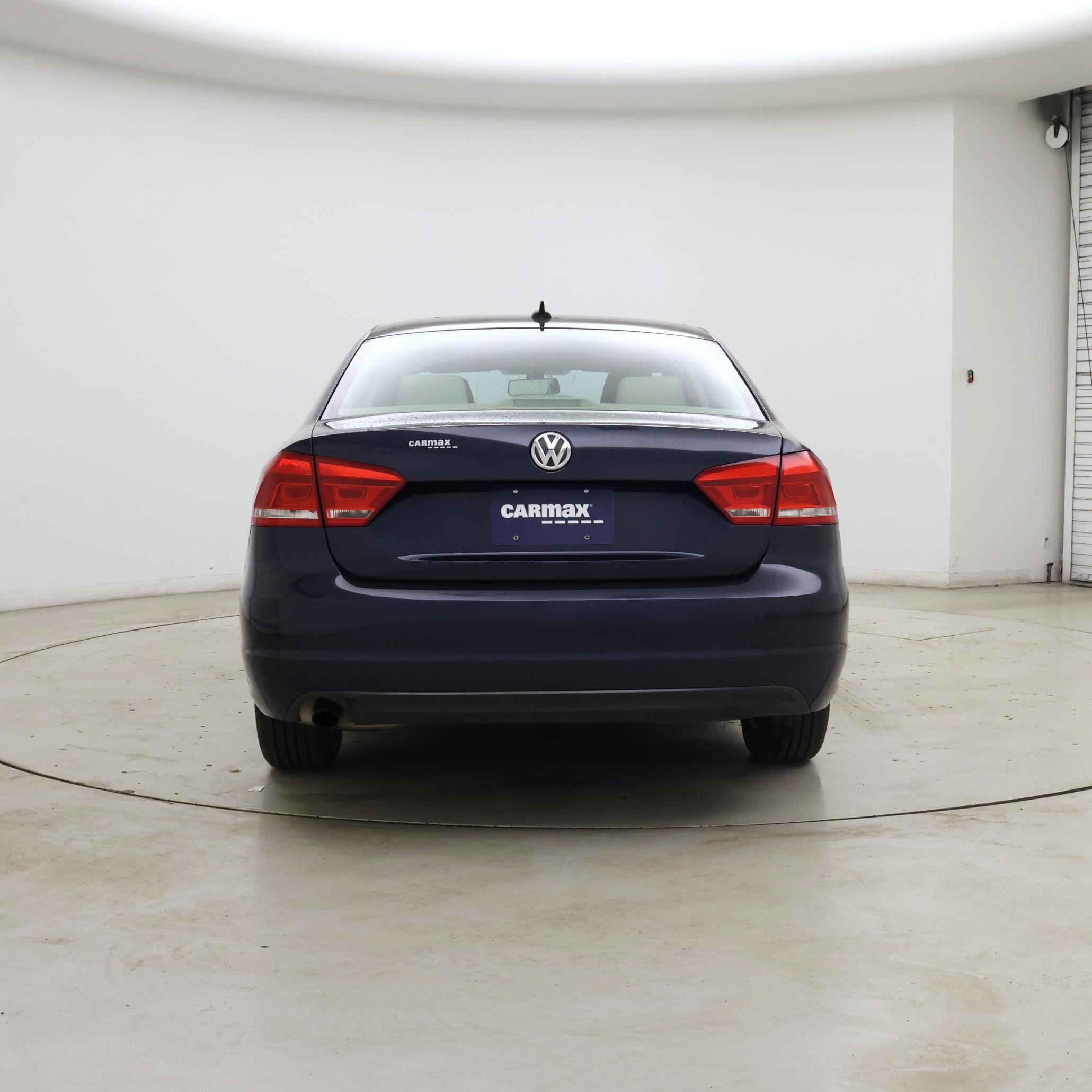 Thumbnail: 2015 Volkswagen Passat - 6