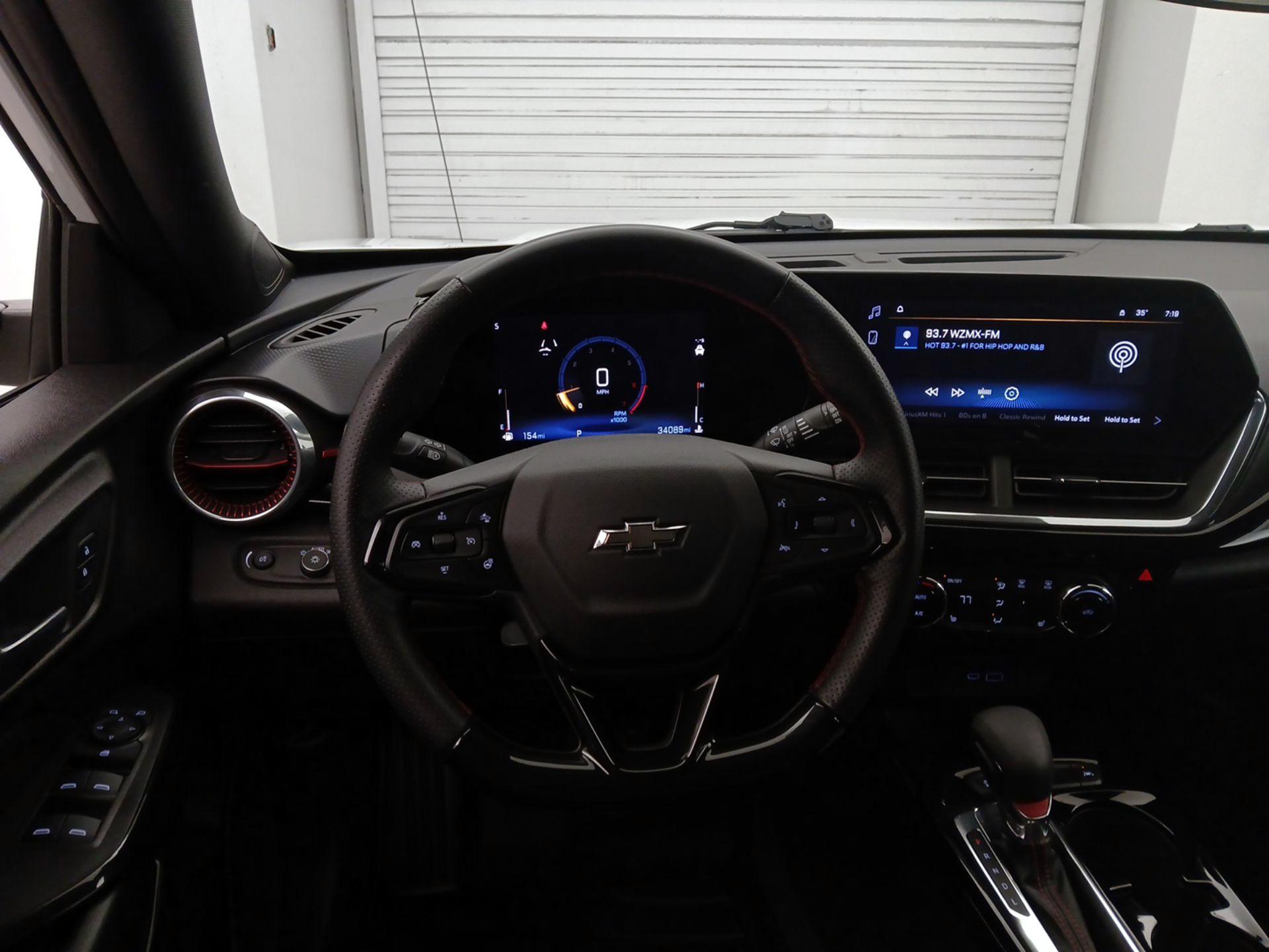 Thumbnail: 2024 Chevrolet Trax - 10