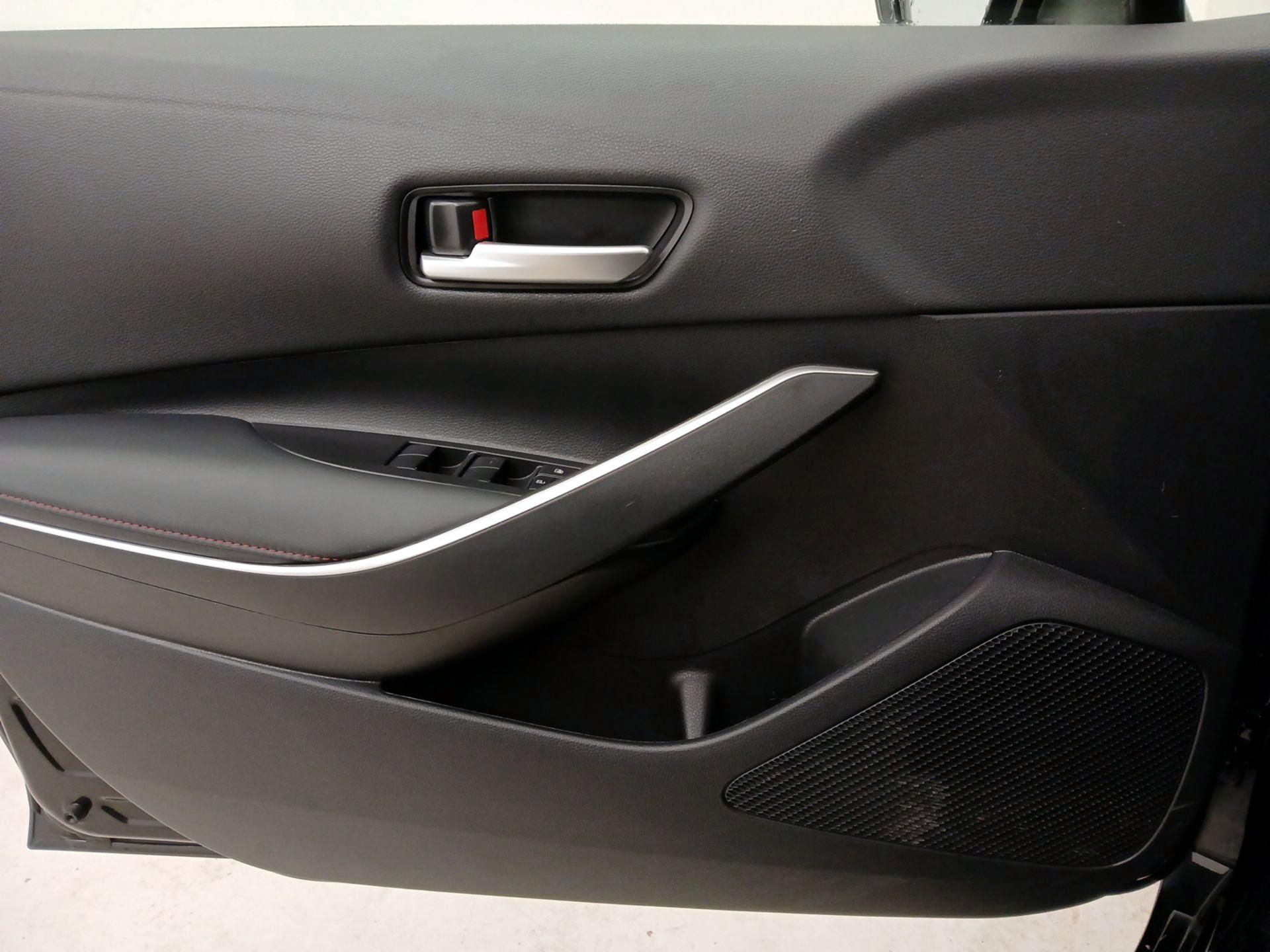 Thumbnail: 2023 Toyota Corolla - 12