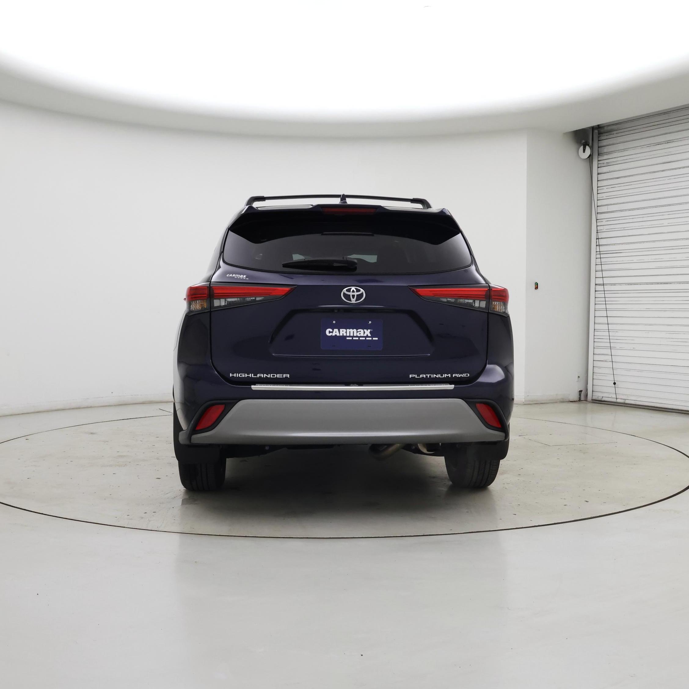 Thumbnail: 2023 Toyota Highlander - 6