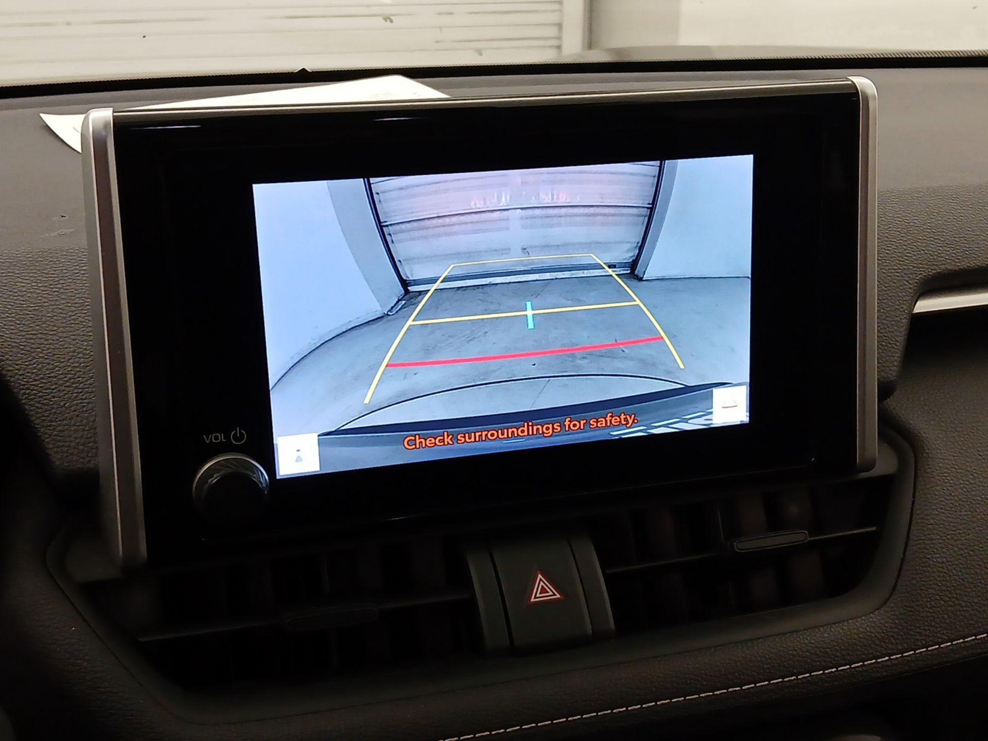 Thumbnail: 2023 Toyota RAV4 - 14