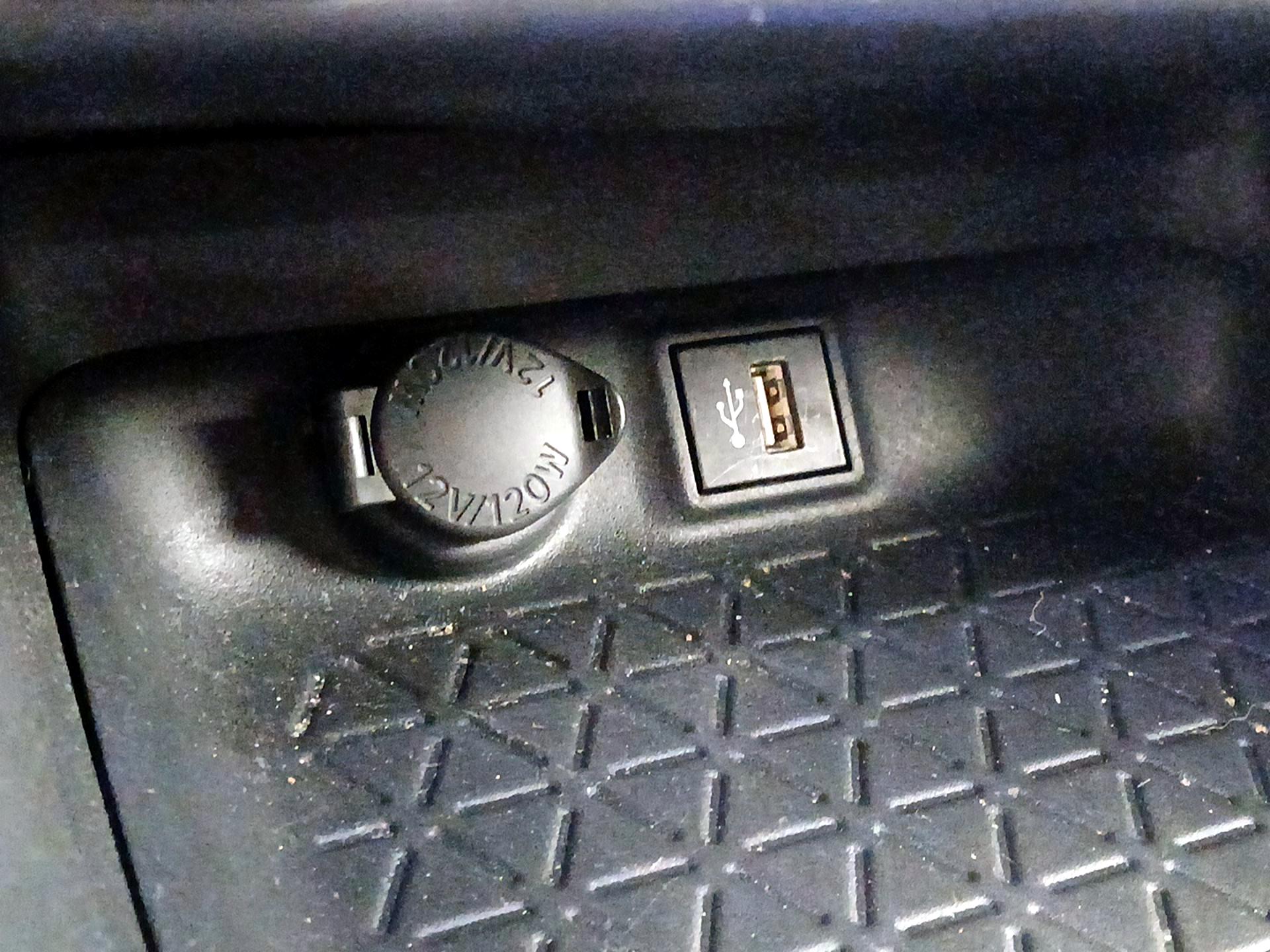 Thumbnail: 2023 Toyota RAV4 - 18