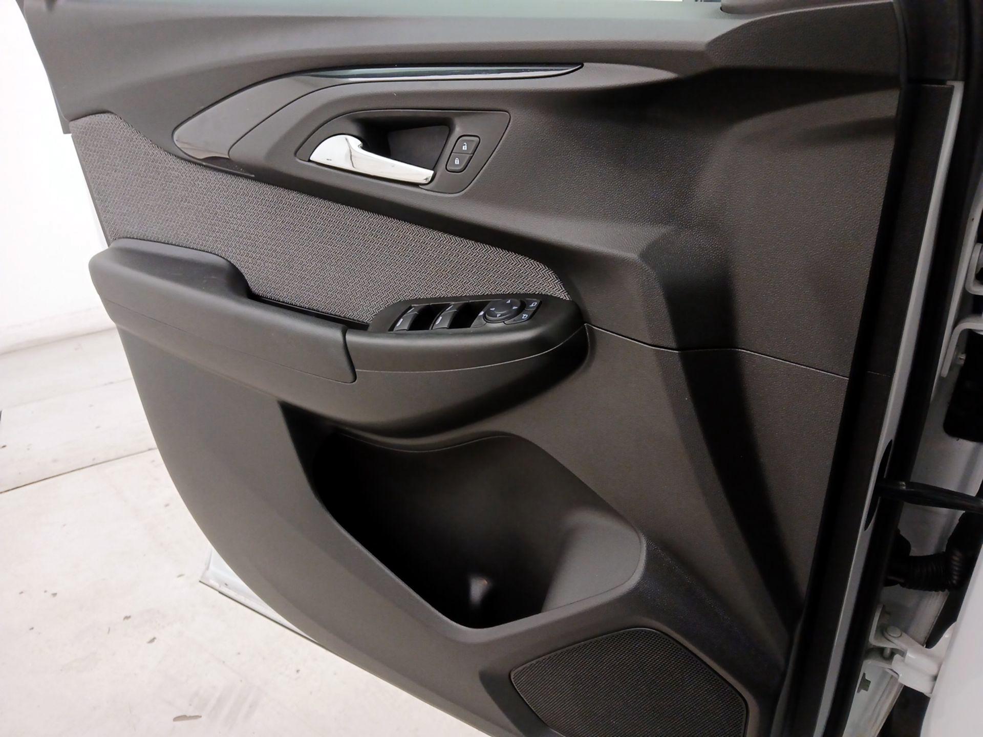 Thumbnail: 2022 Chevrolet TrailBlazer - 12