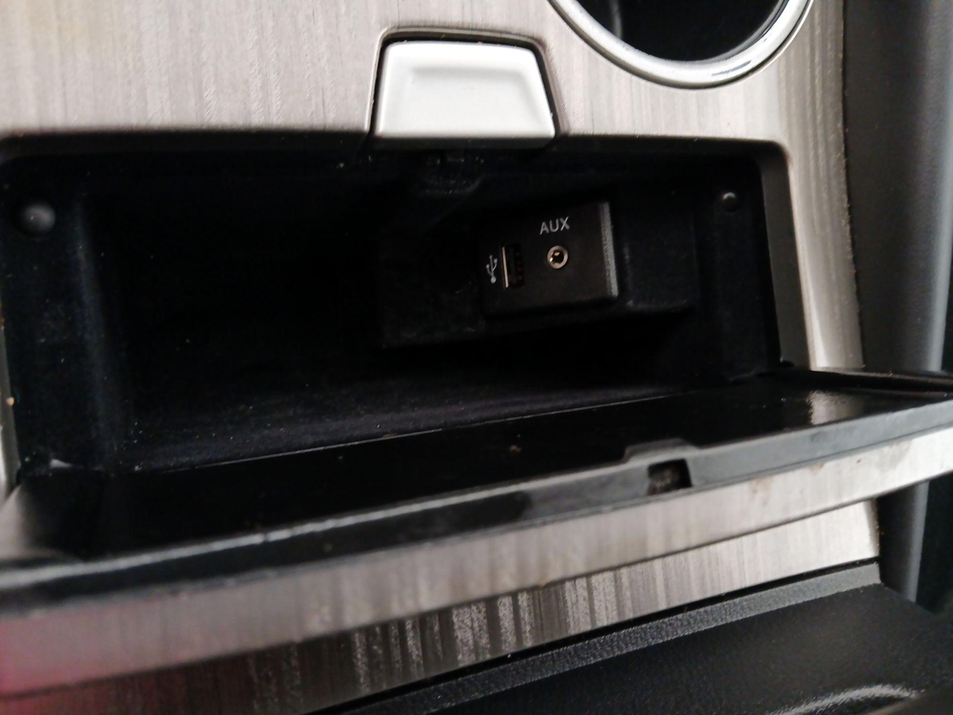 Thumbnail: 2017 Nissan Murano - 18