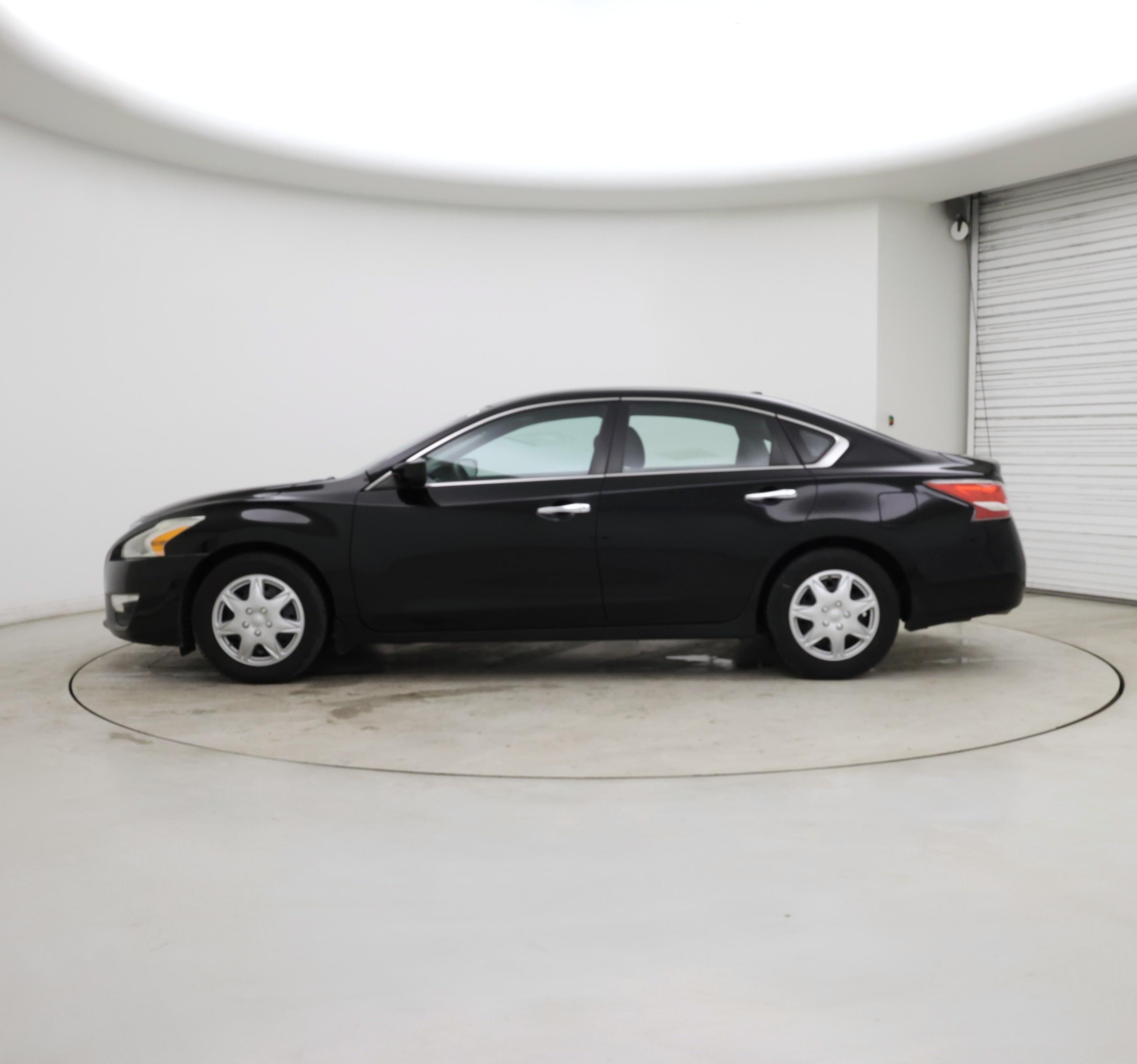 Thumbnail: 2015 Nissan Altima - 3