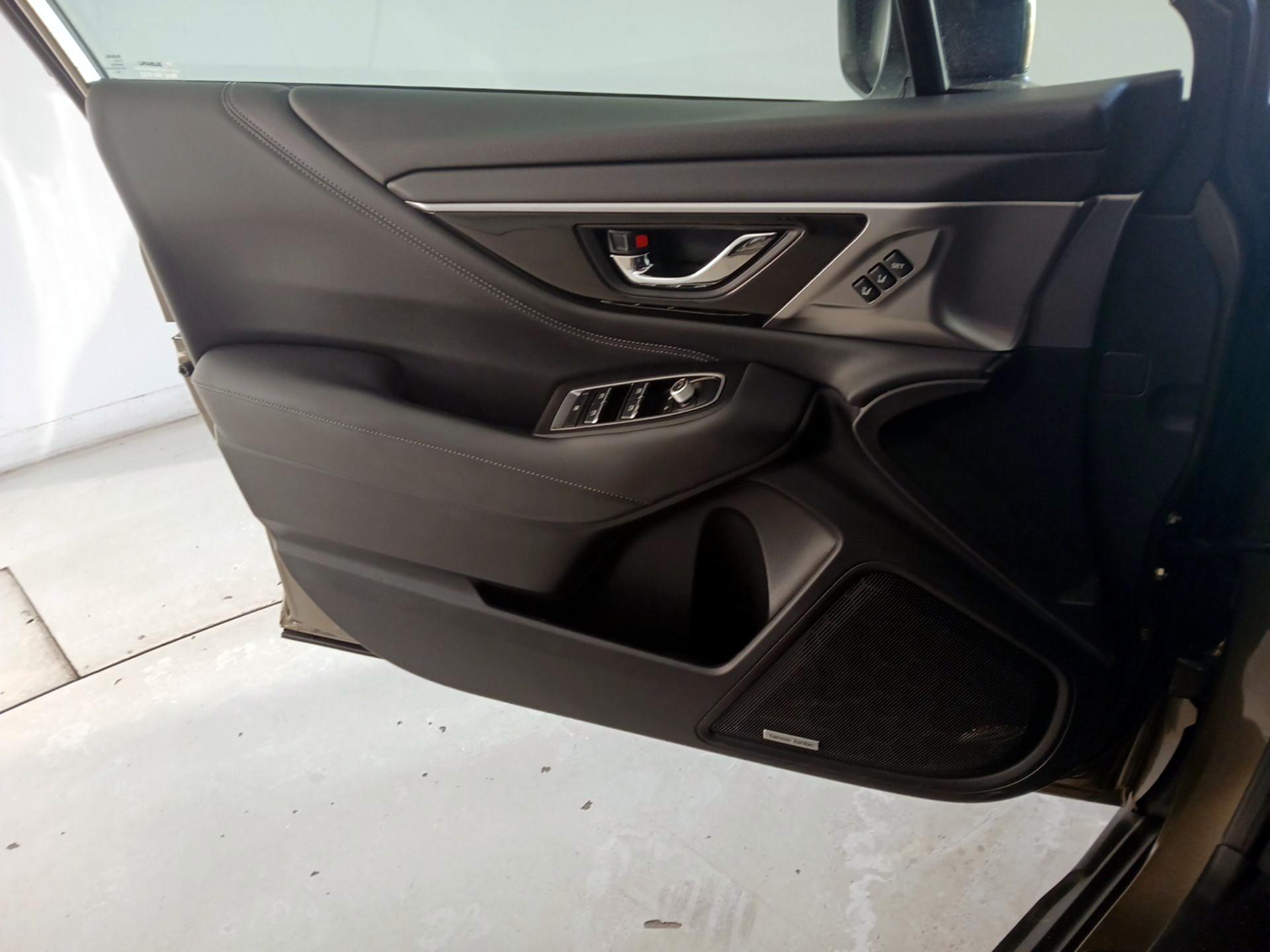 Thumbnail: 2020 Subaru Outback - 12