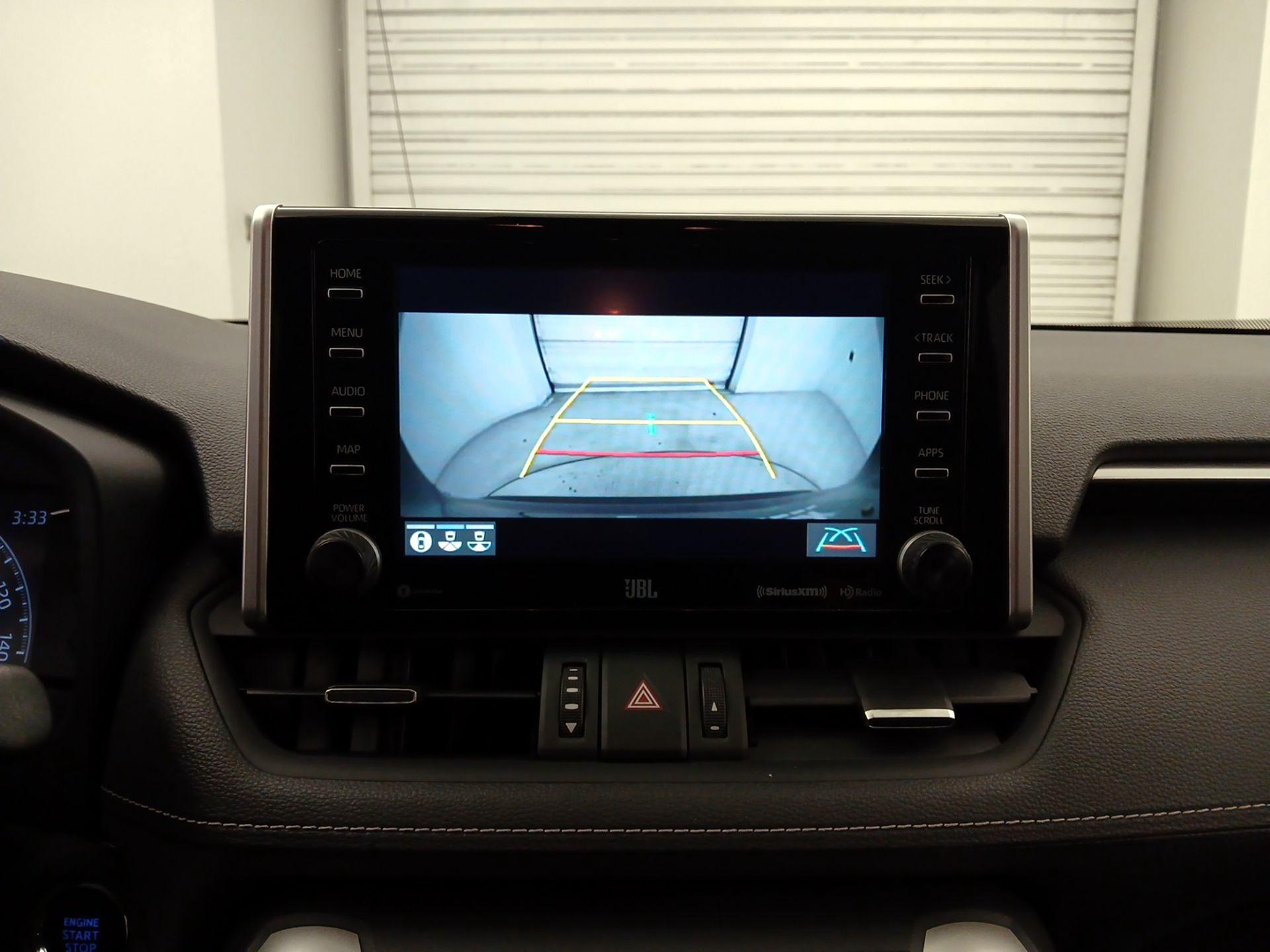 Thumbnail: 2021 Toyota RAV4 - 15