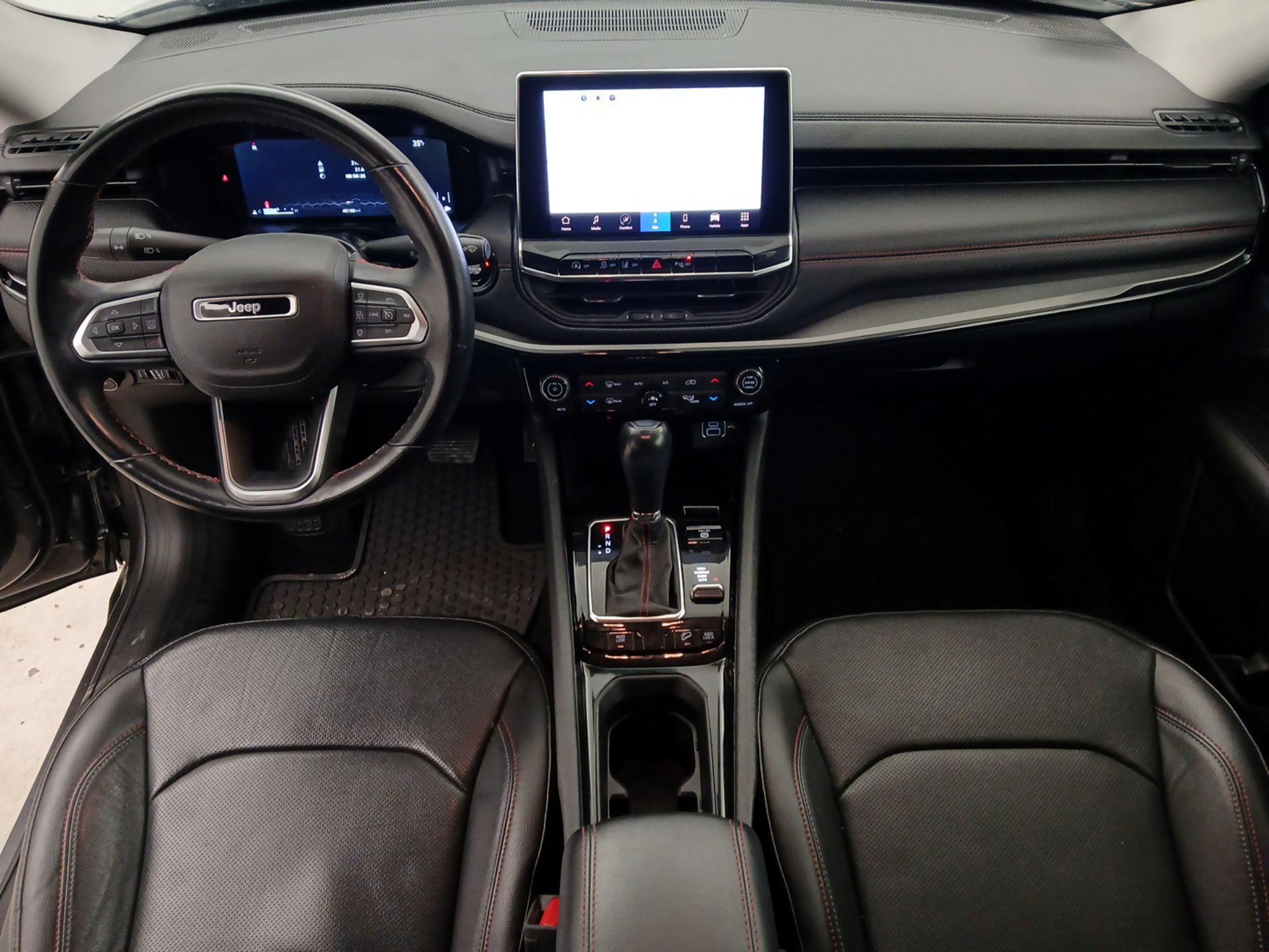 Thumbnail: 2022 Jeep Compass - 9