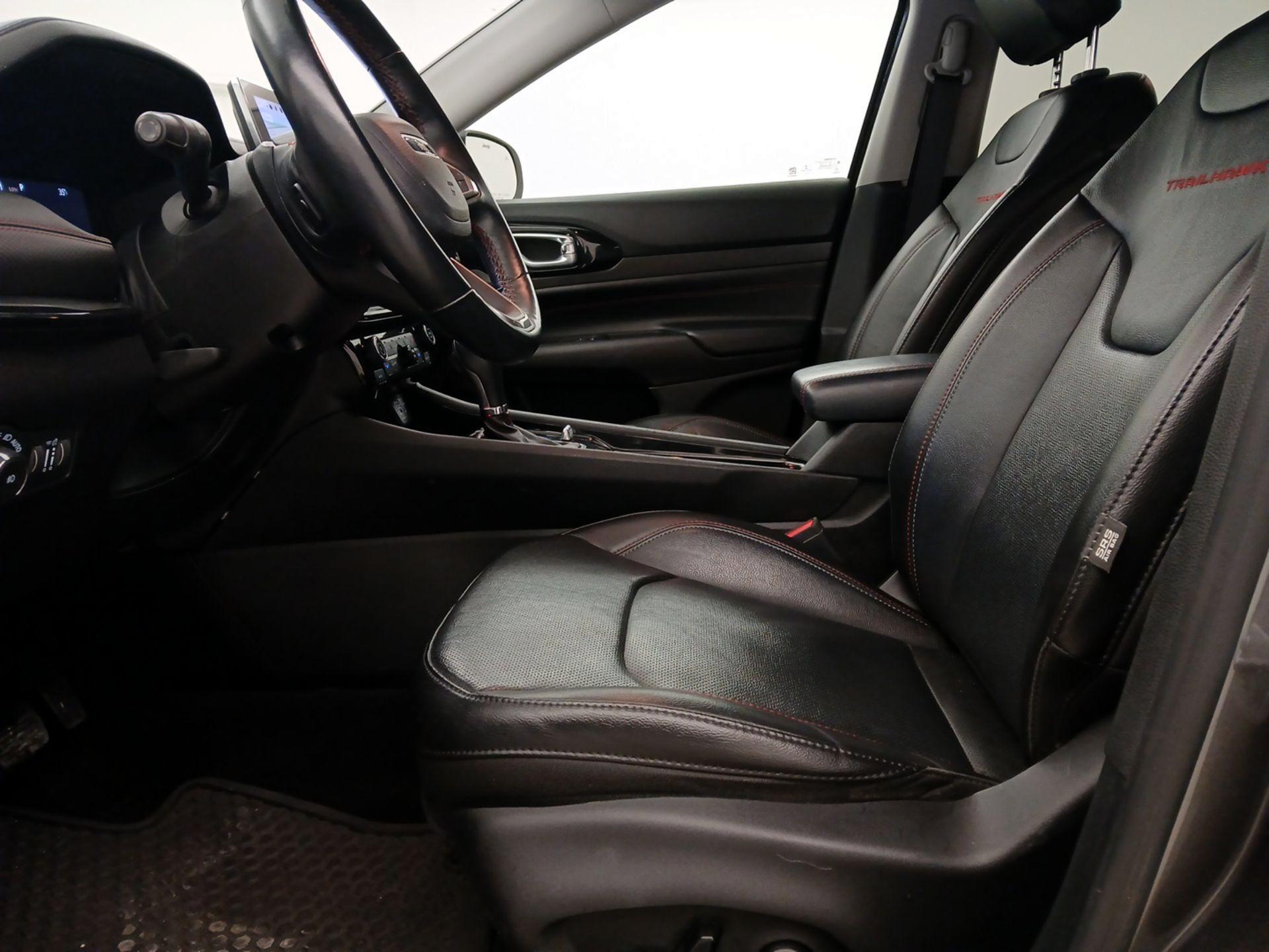 Thumbnail: 2022 Jeep Compass - 11