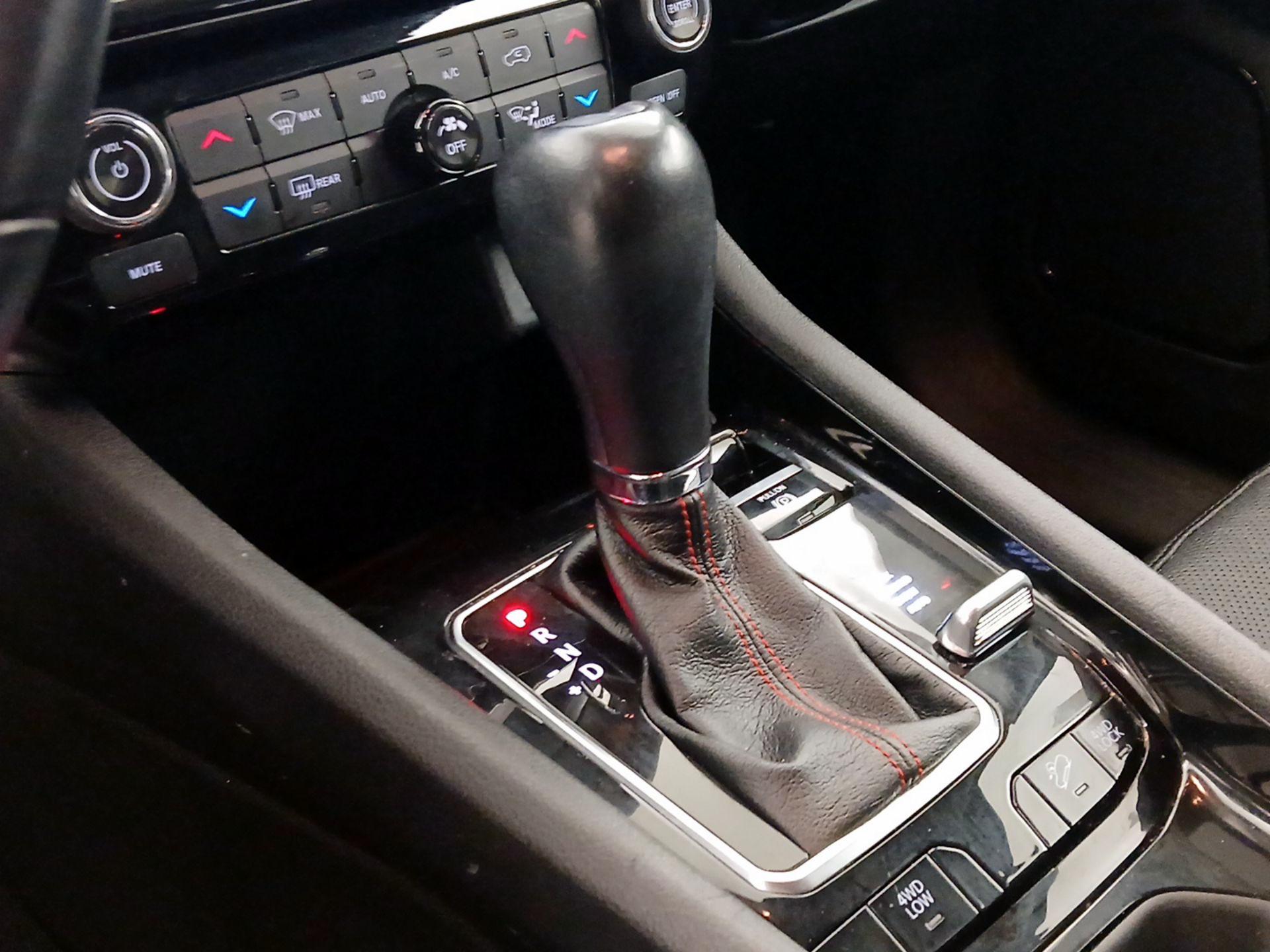 Thumbnail: 2022 Jeep Compass - 18