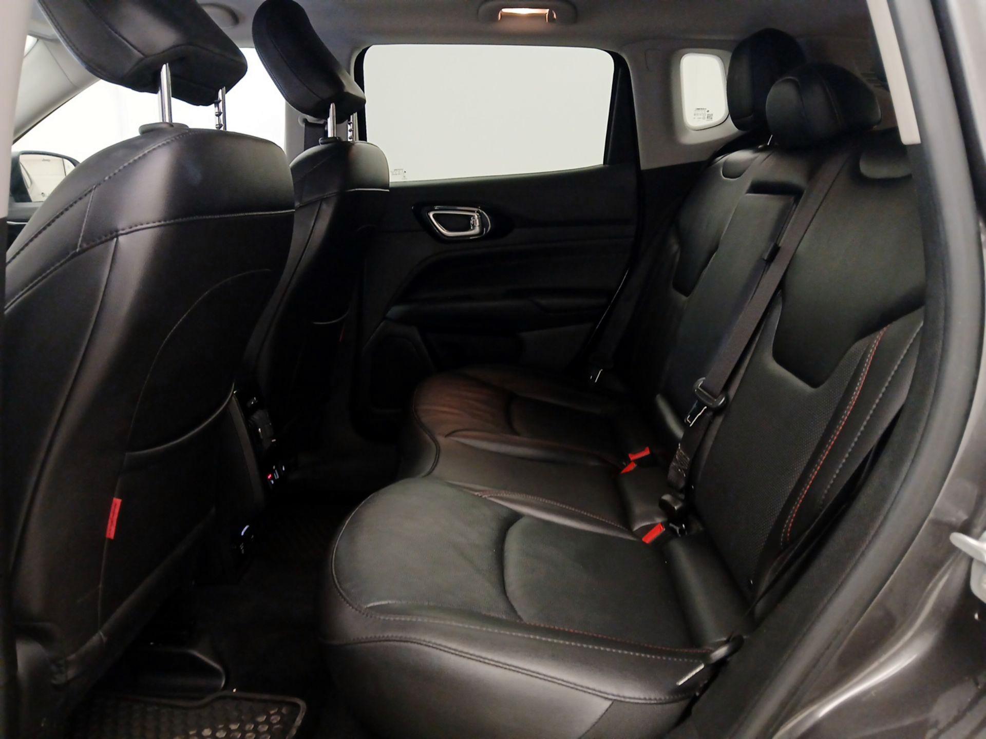 Thumbnail: 2022 Jeep Compass - 20