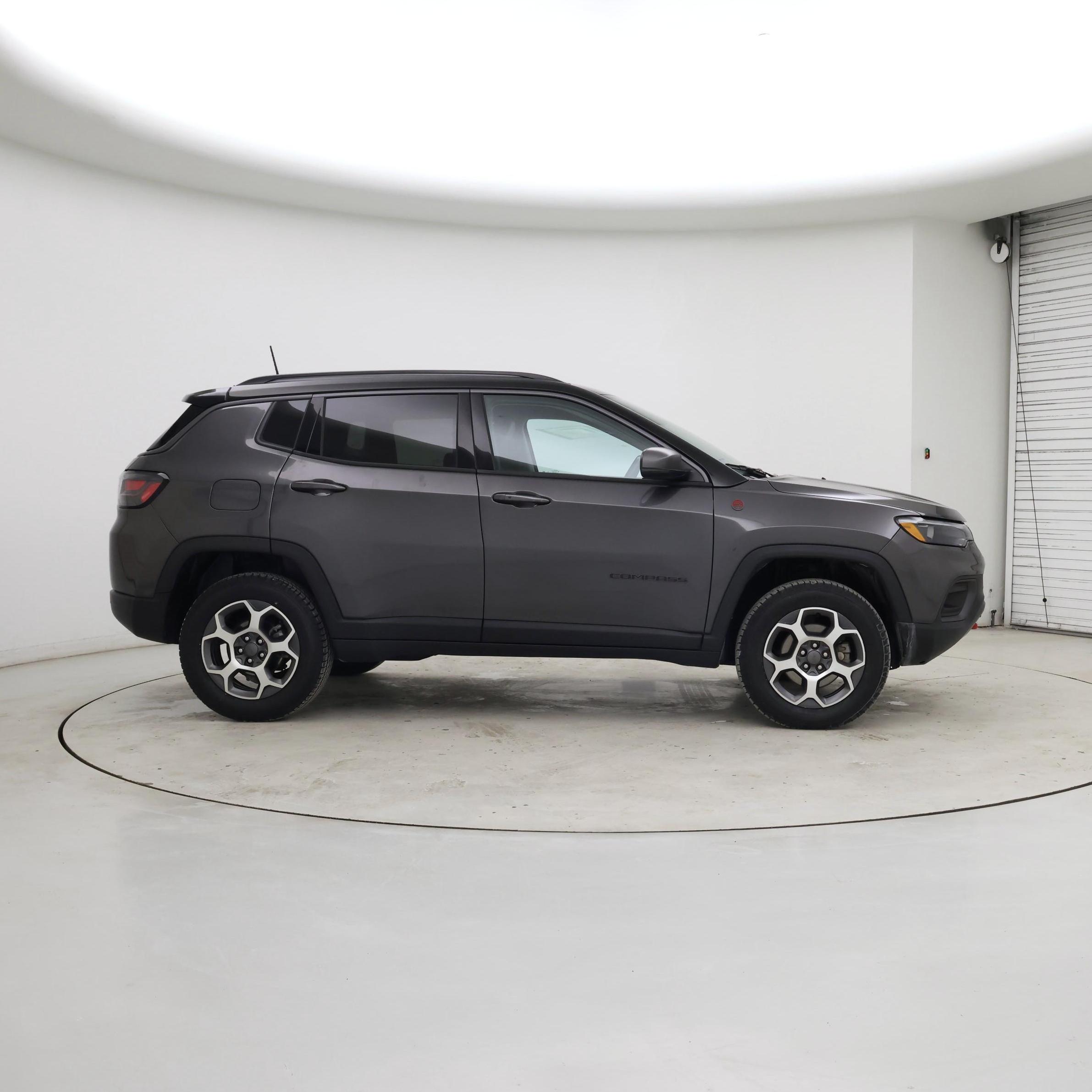 Thumbnail: 2022 Jeep Compass - 7
