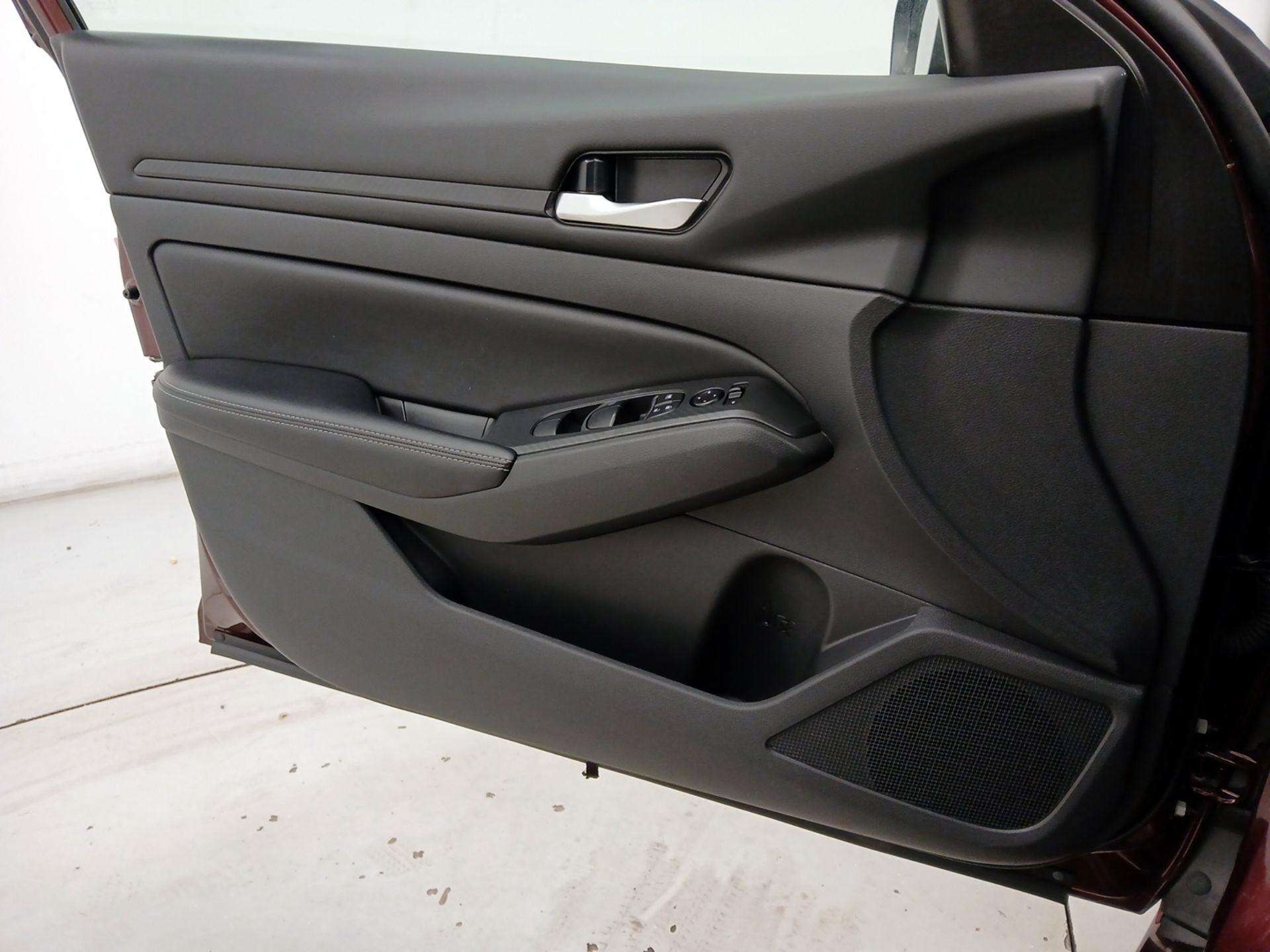 Thumbnail: 2024 Nissan Altima - 12