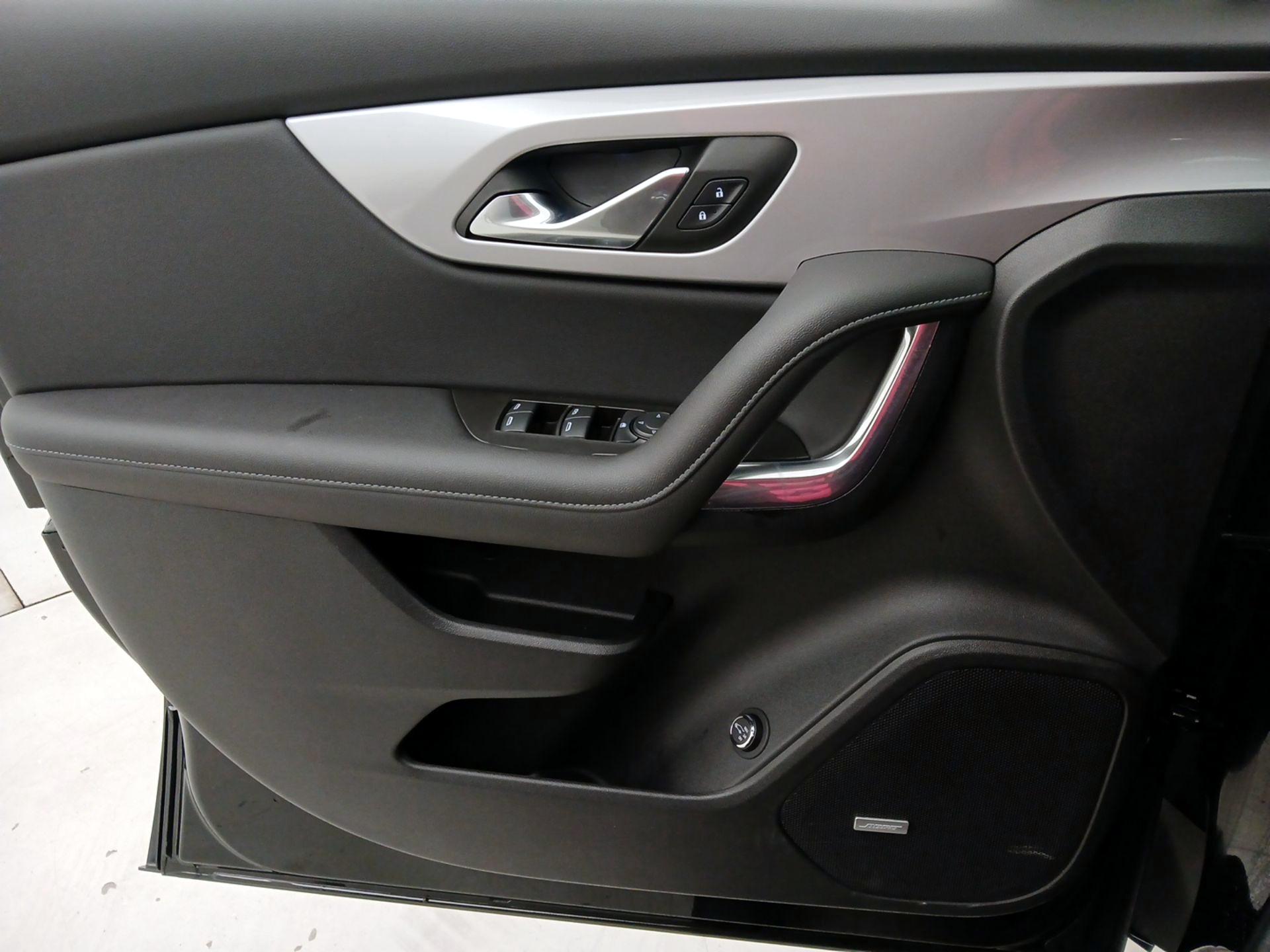 Thumbnail: 2022 Chevrolet Blazer - 12