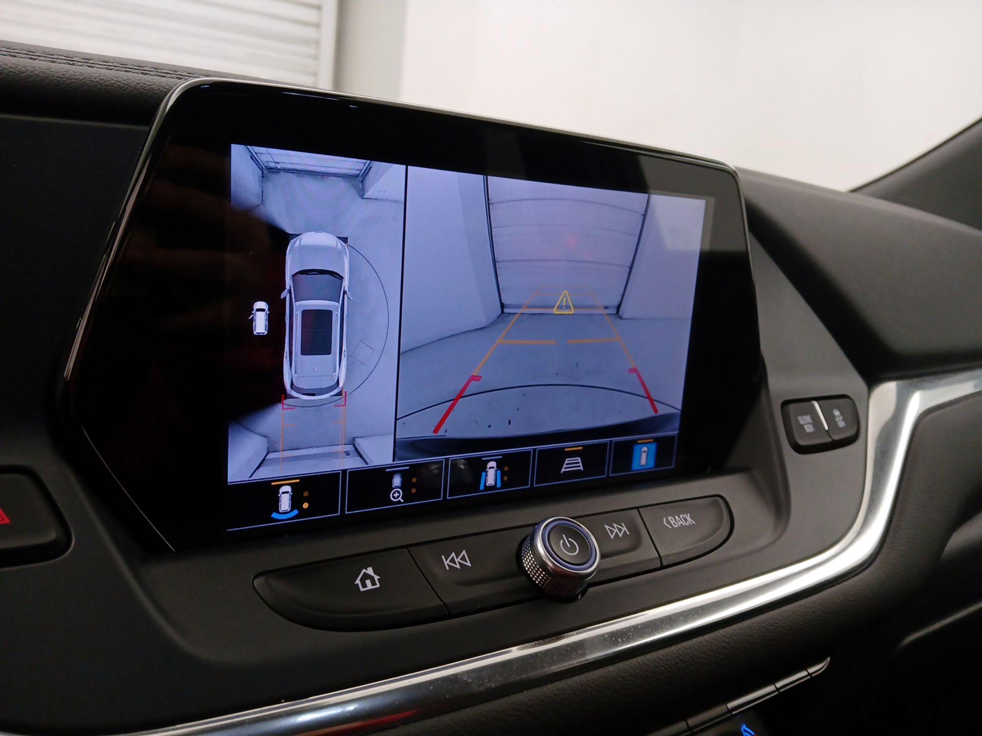 Thumbnail: 2022 Chevrolet Blazer - 15