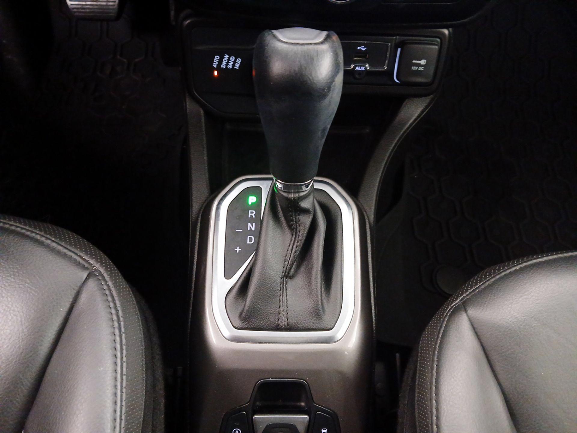 Thumbnail: 2021 Jeep Renegade - 17