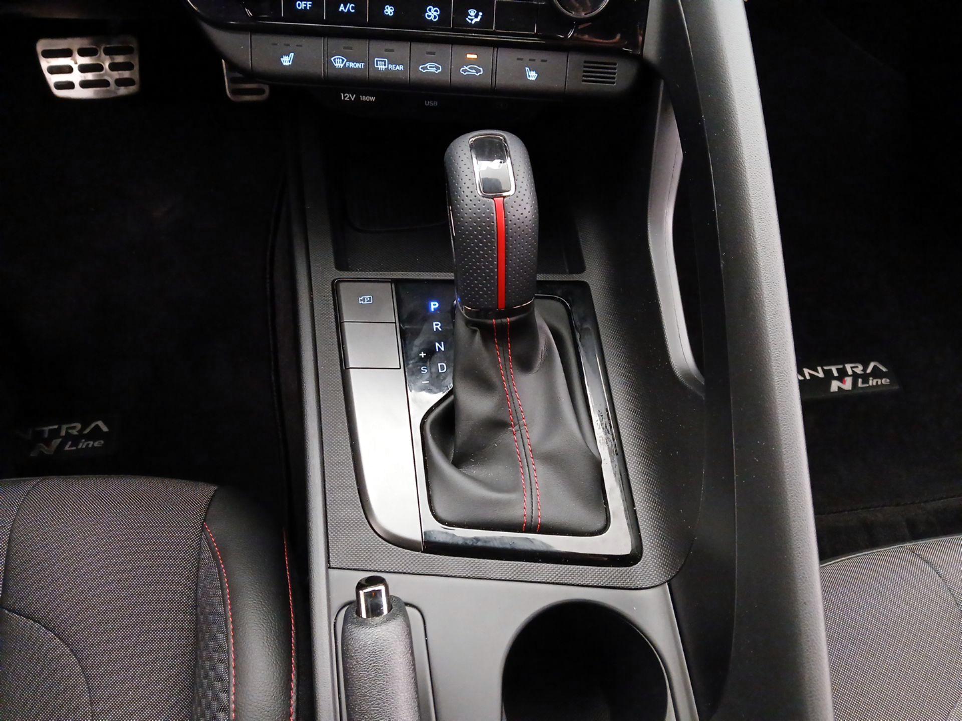 Thumbnail: 2025 Hyundai Elantra - 16